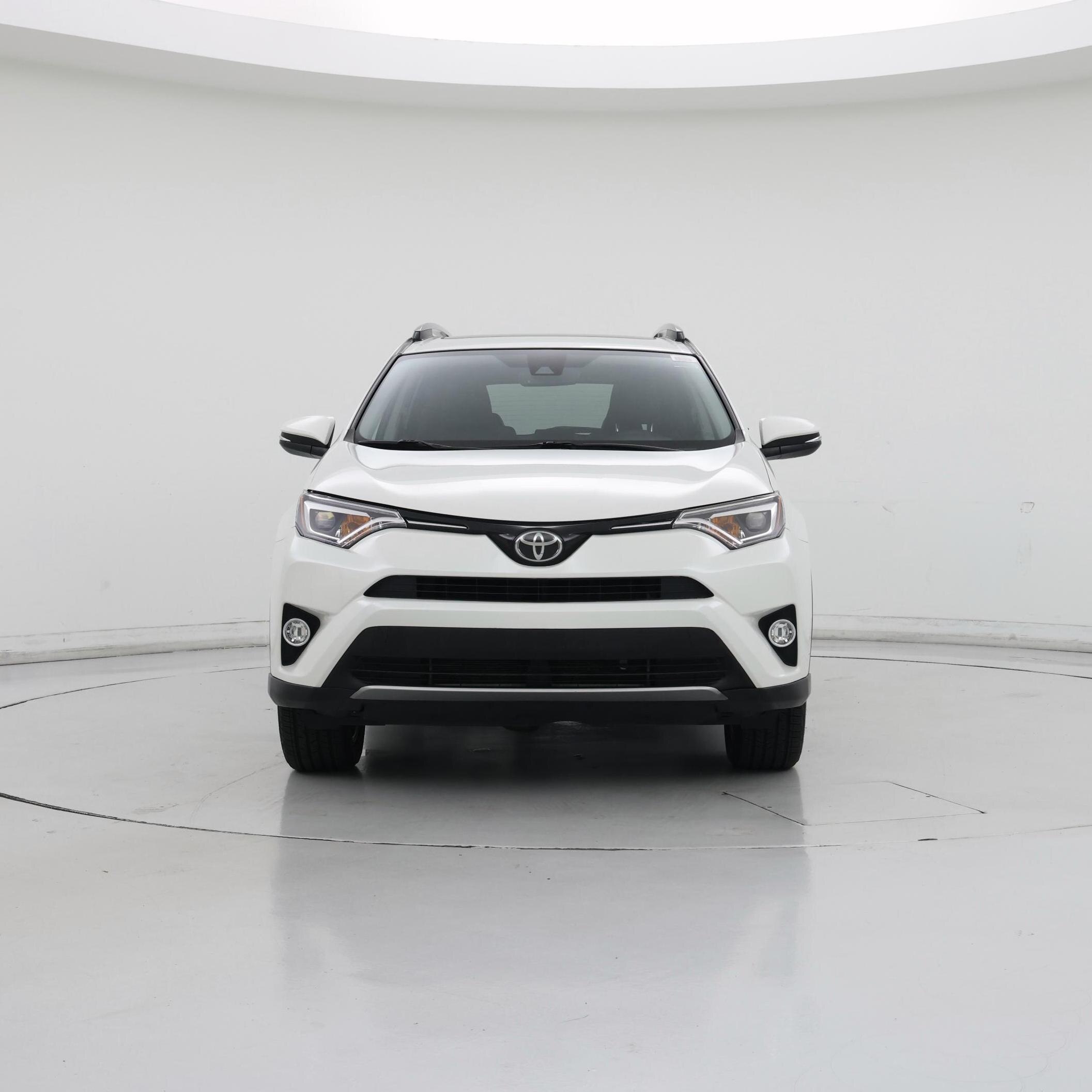 Thumbnail: 2018 Toyota RAV4 - 5