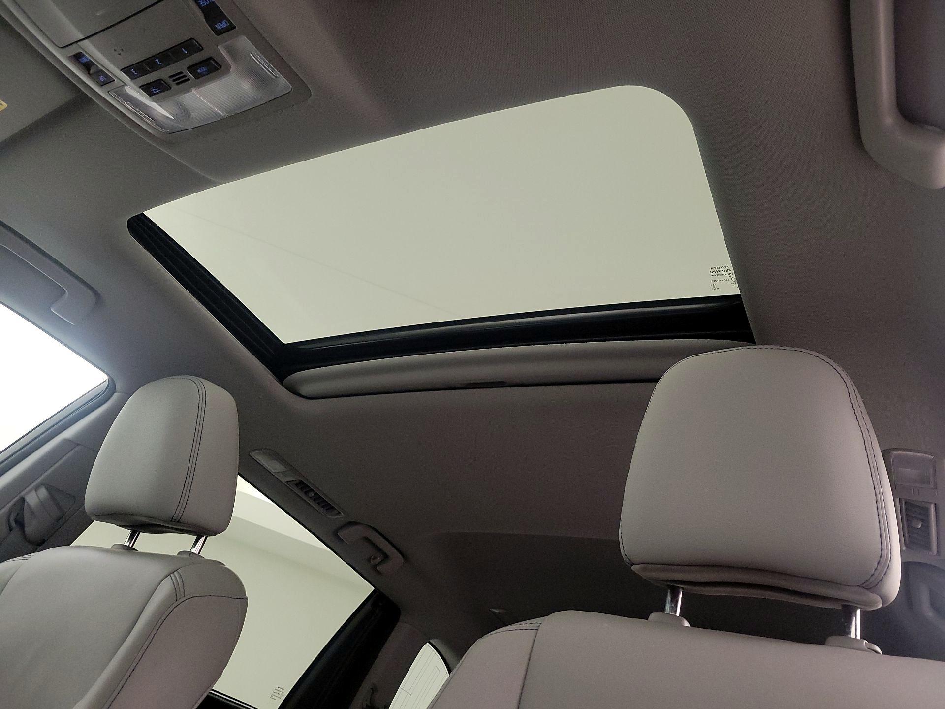 Thumbnail: 2016 Toyota Highlander - 19