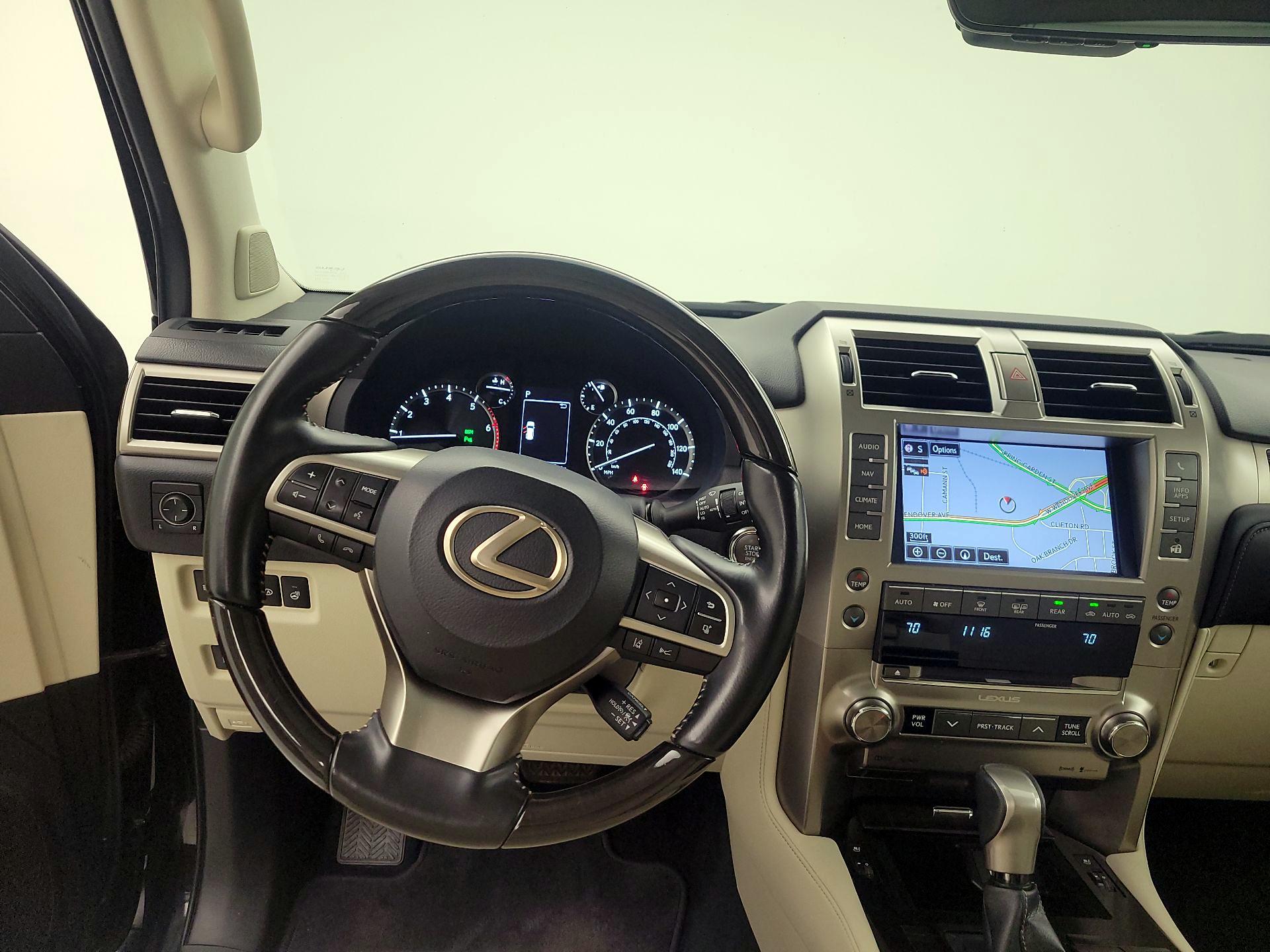 Thumbnail: 2021 Lexus GX - 10