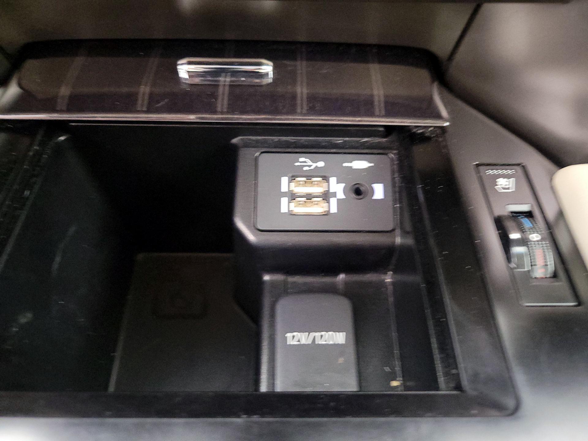 Thumbnail: 2021 Lexus GX - 19
