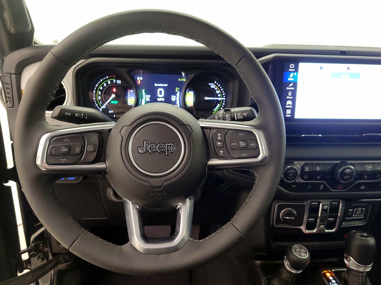 2025 Jeep Wrangler 4xe Sahara 4XE - Photo 11
