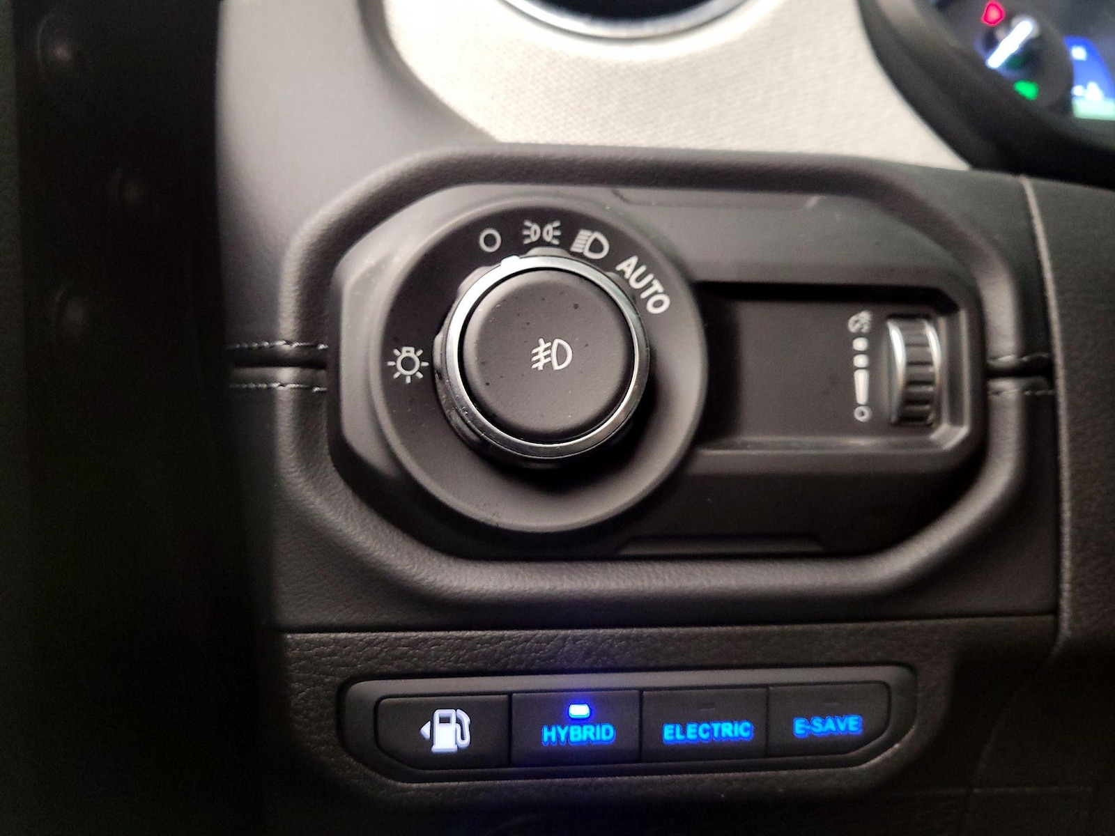 2025 Jeep Wrangler 4xe Sahara 4XE - Photo 14