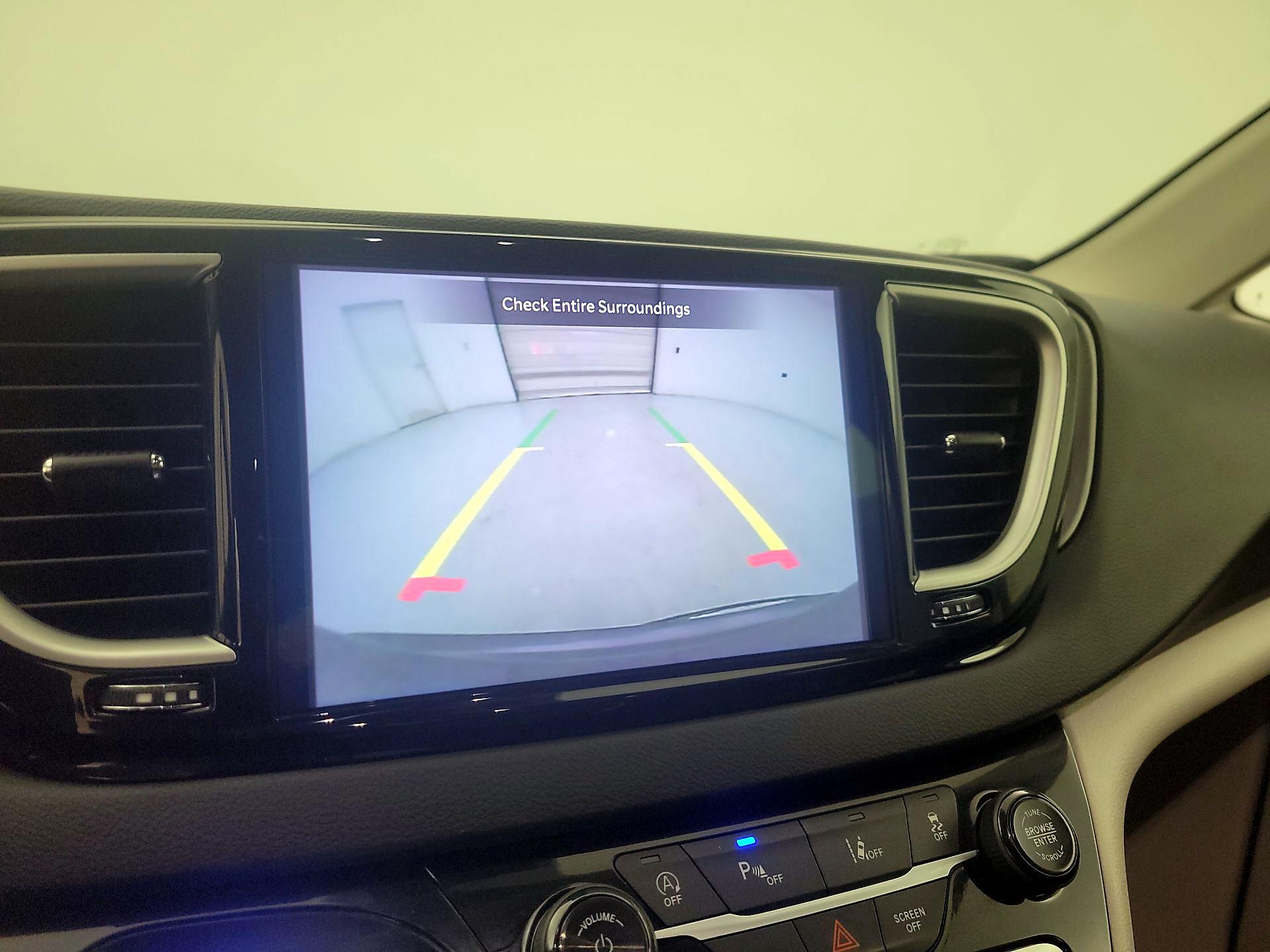 Thumbnail: 2023 Chrysler Pacifica - 14