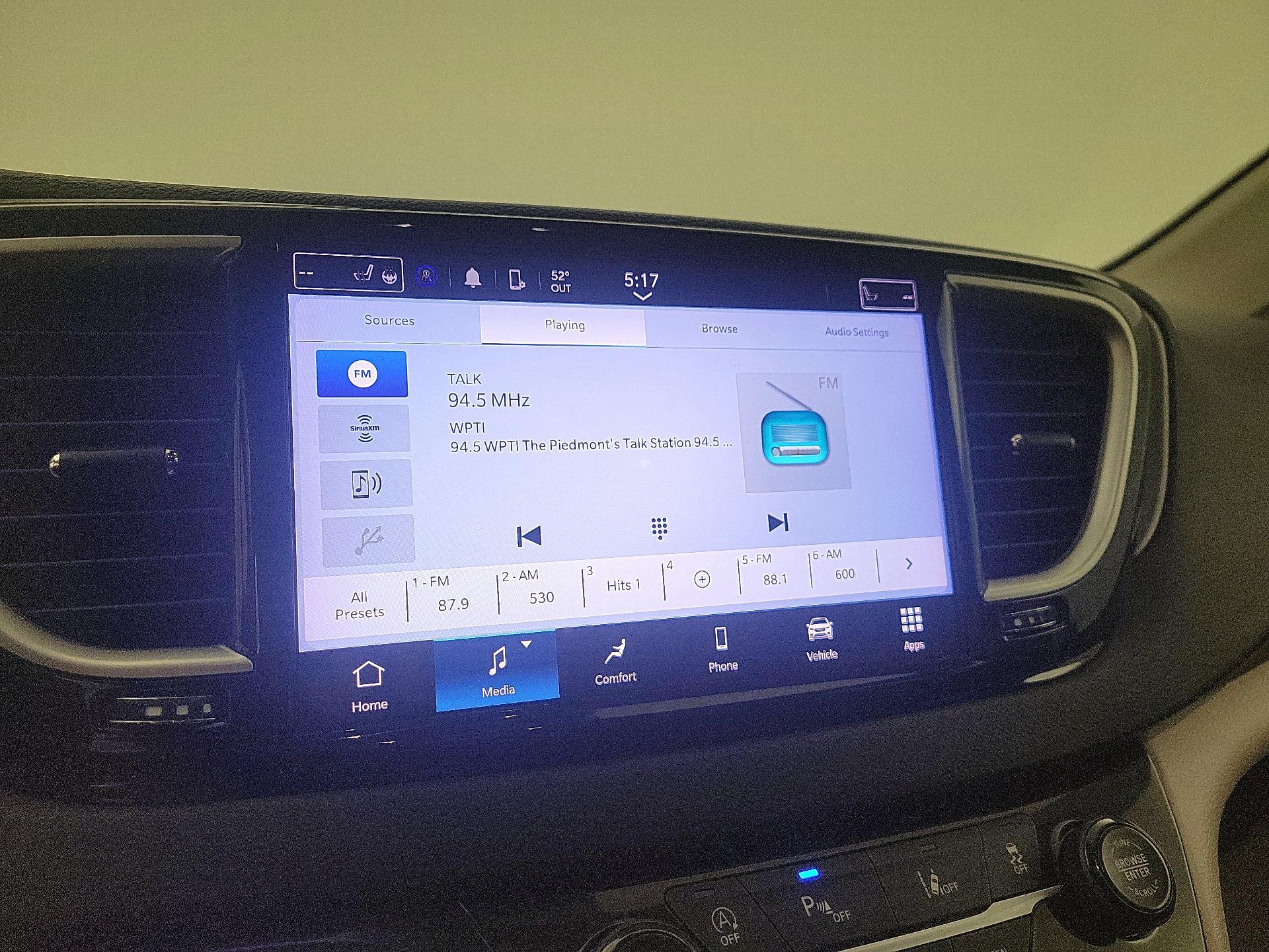 Thumbnail: 2023 Chrysler Pacifica - 15