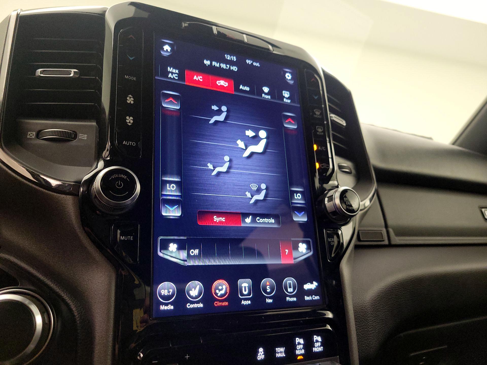 Thumbnail: 2020 RAM 1500 - 17