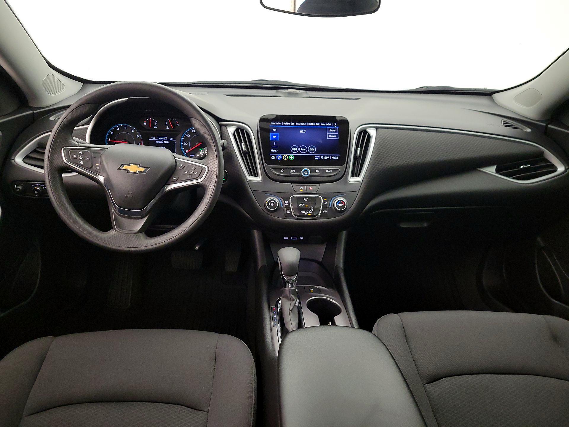 Thumbnail: 2024 Chevrolet Malibu - 9