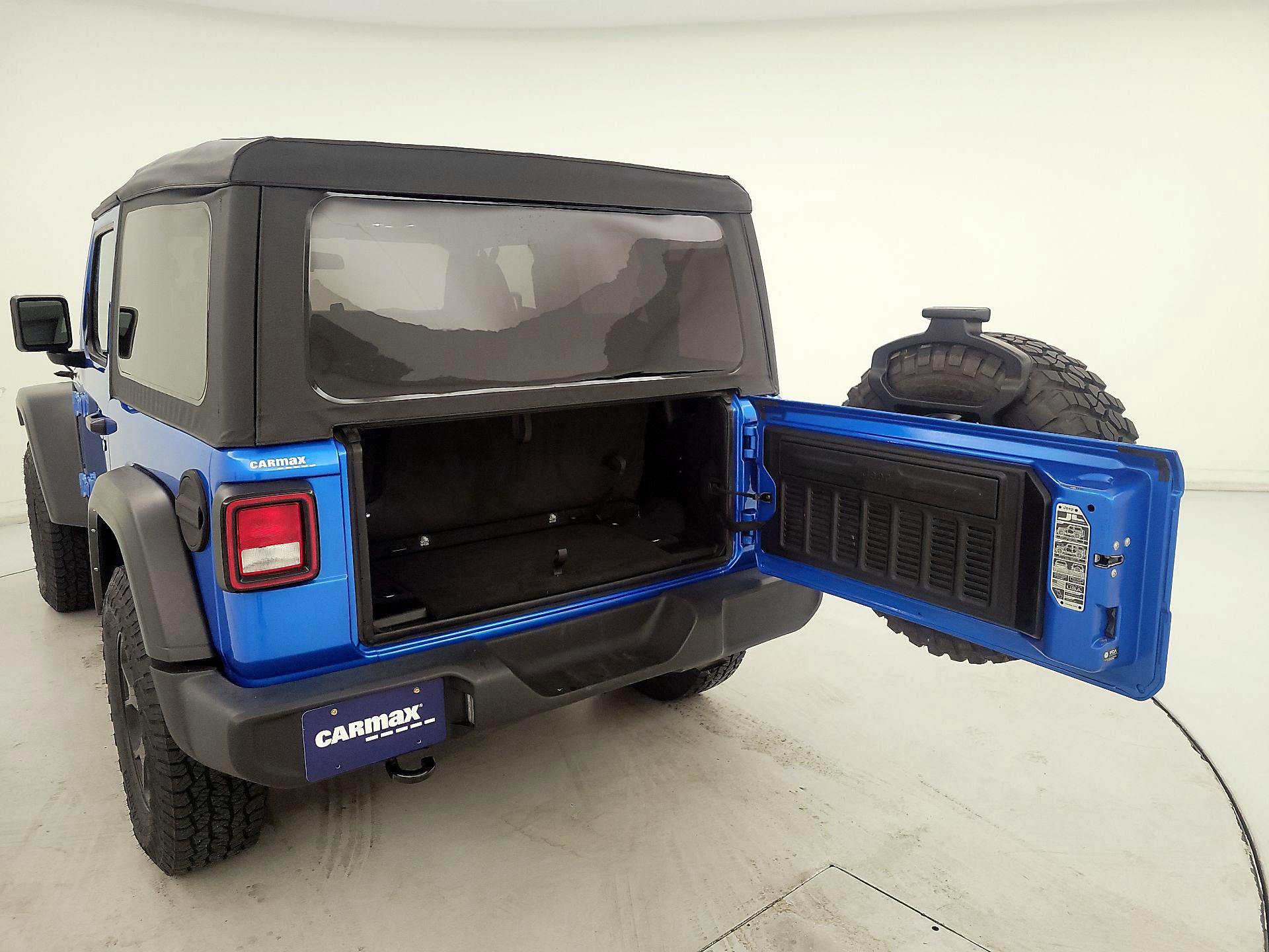 Thumbnail: 2022 Jeep Wrangler - 20