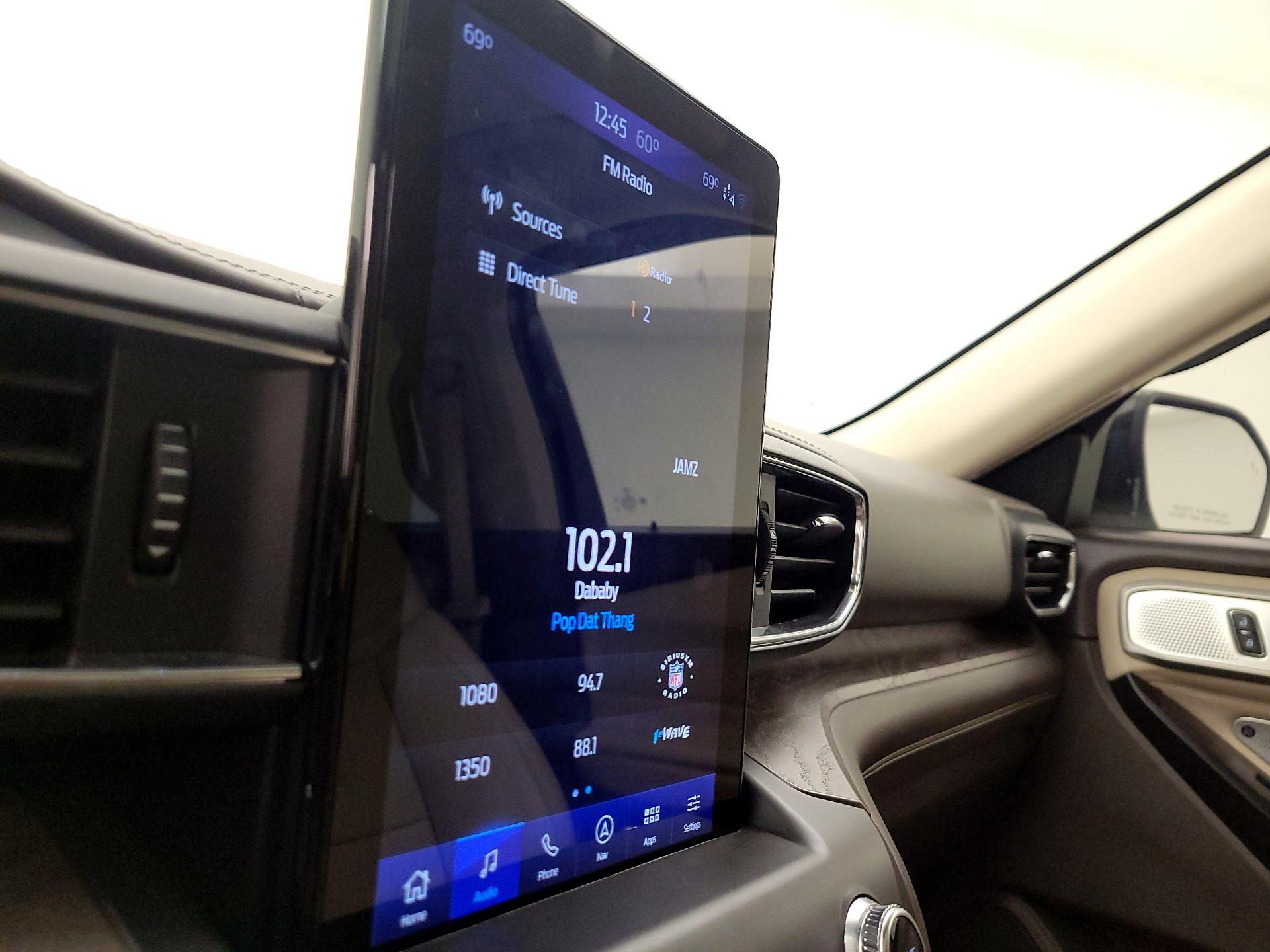 Thumbnail: 2020 Ford Explorer - 16