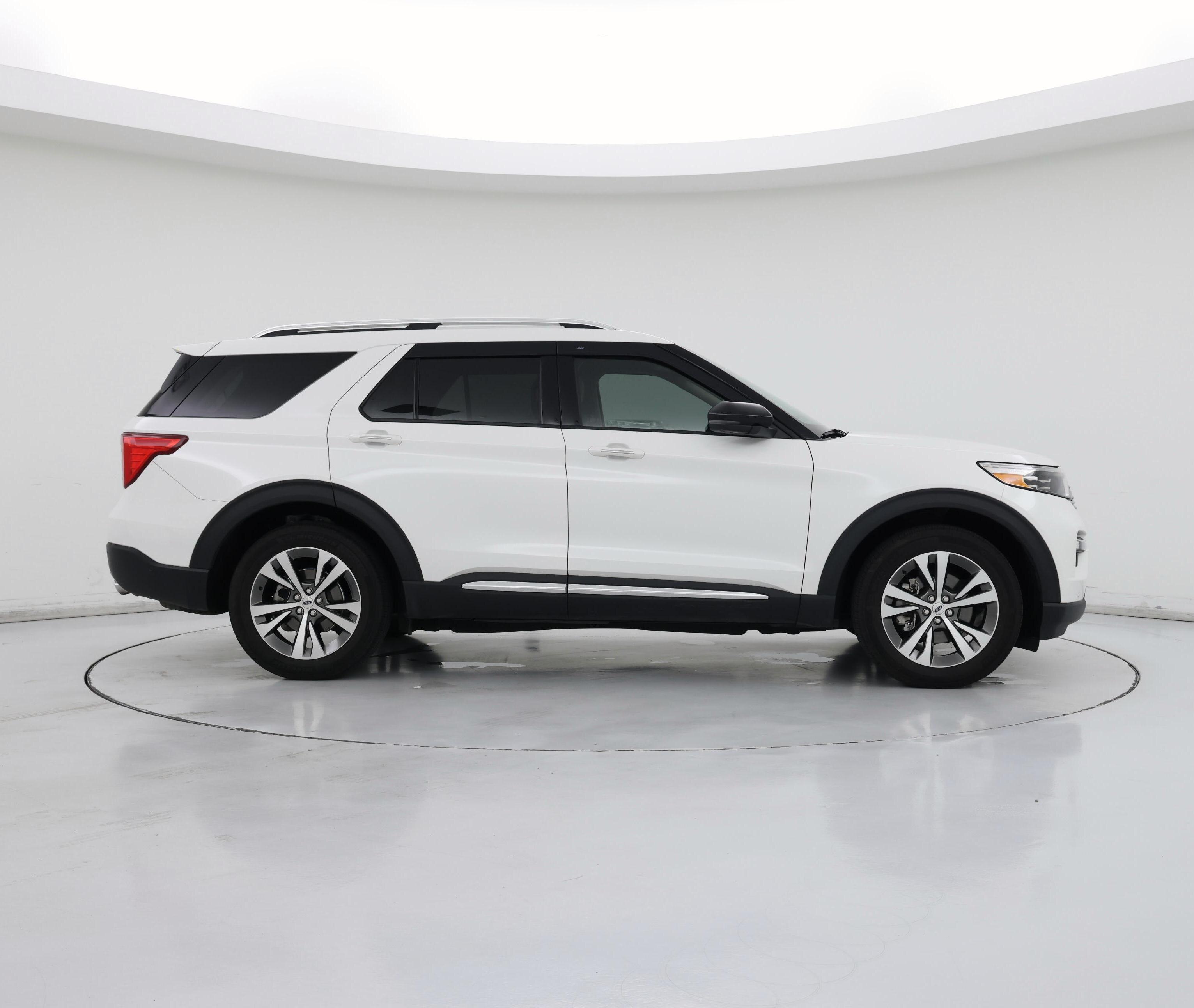 Thumbnail: 2020 Ford Explorer - 7