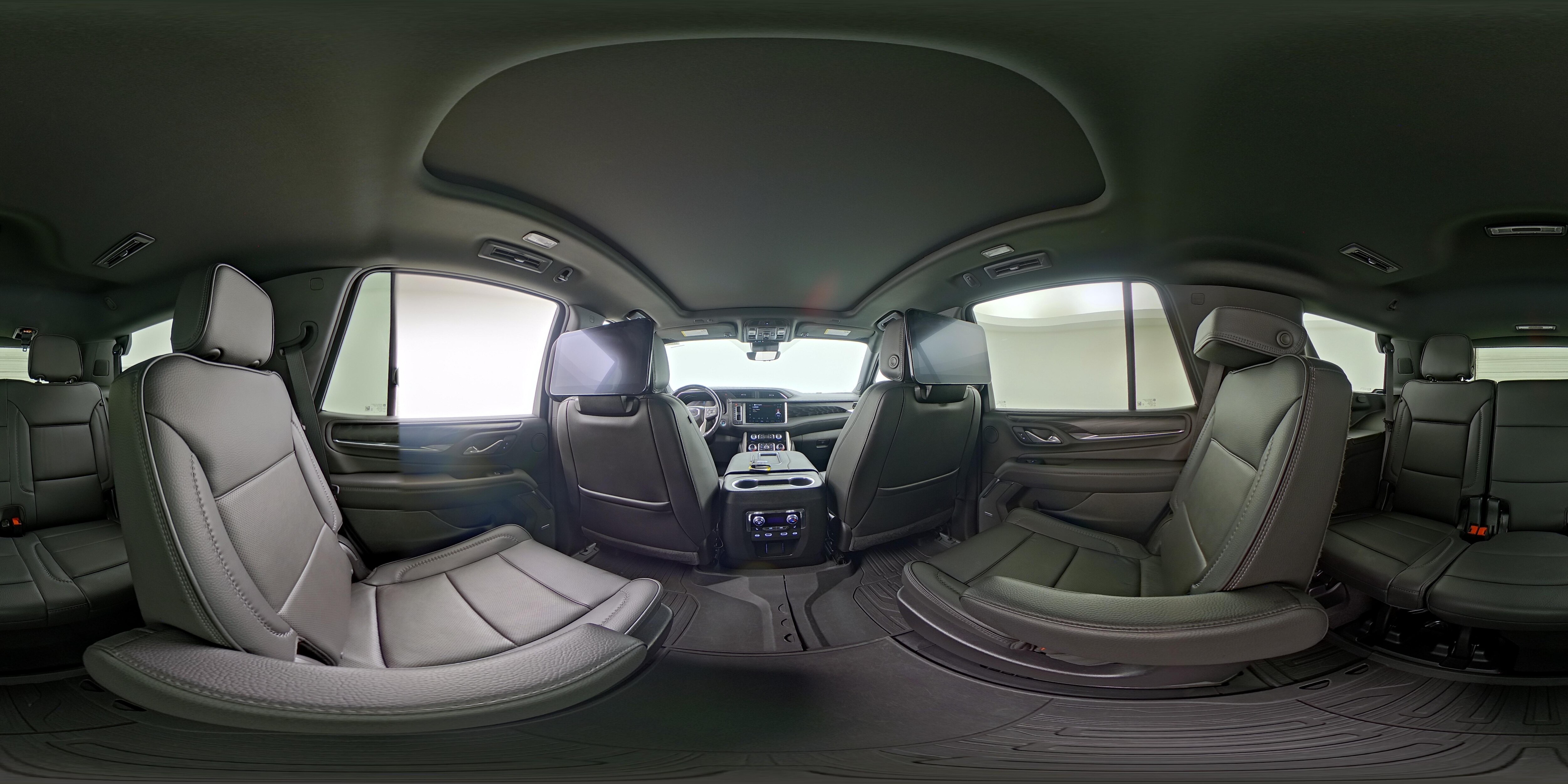 2024 GMC Yukon Denali - Photo 29