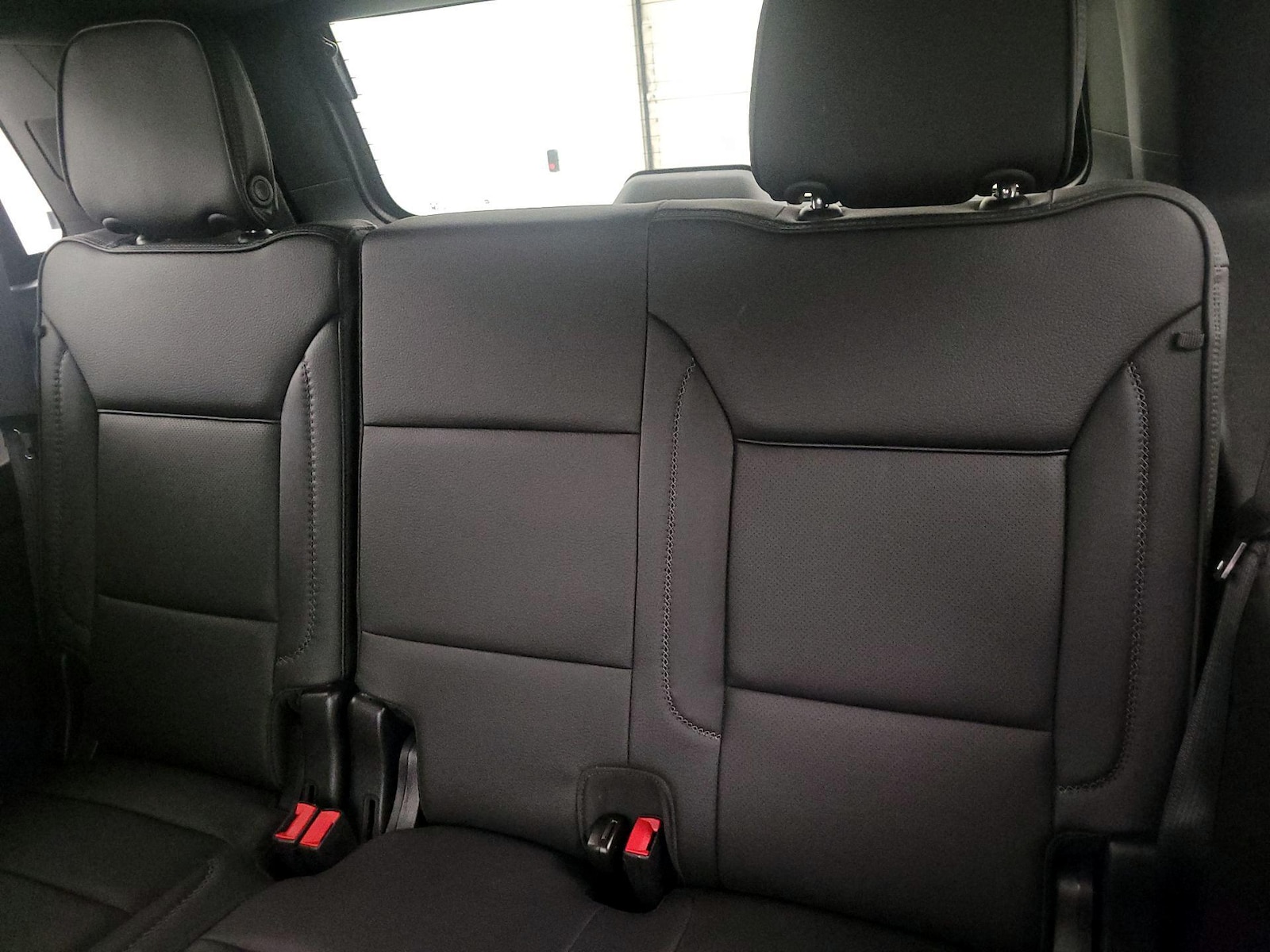 2024 GMC Yukon Denali - Photo 23