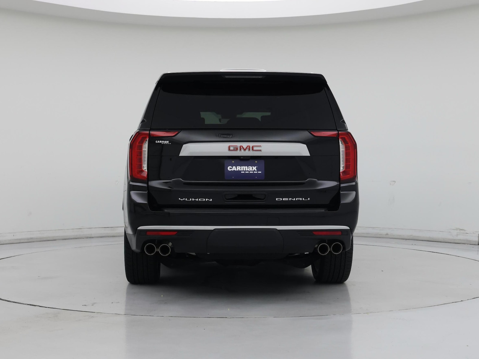 2024 GMC Yukon Denali - Photo 7