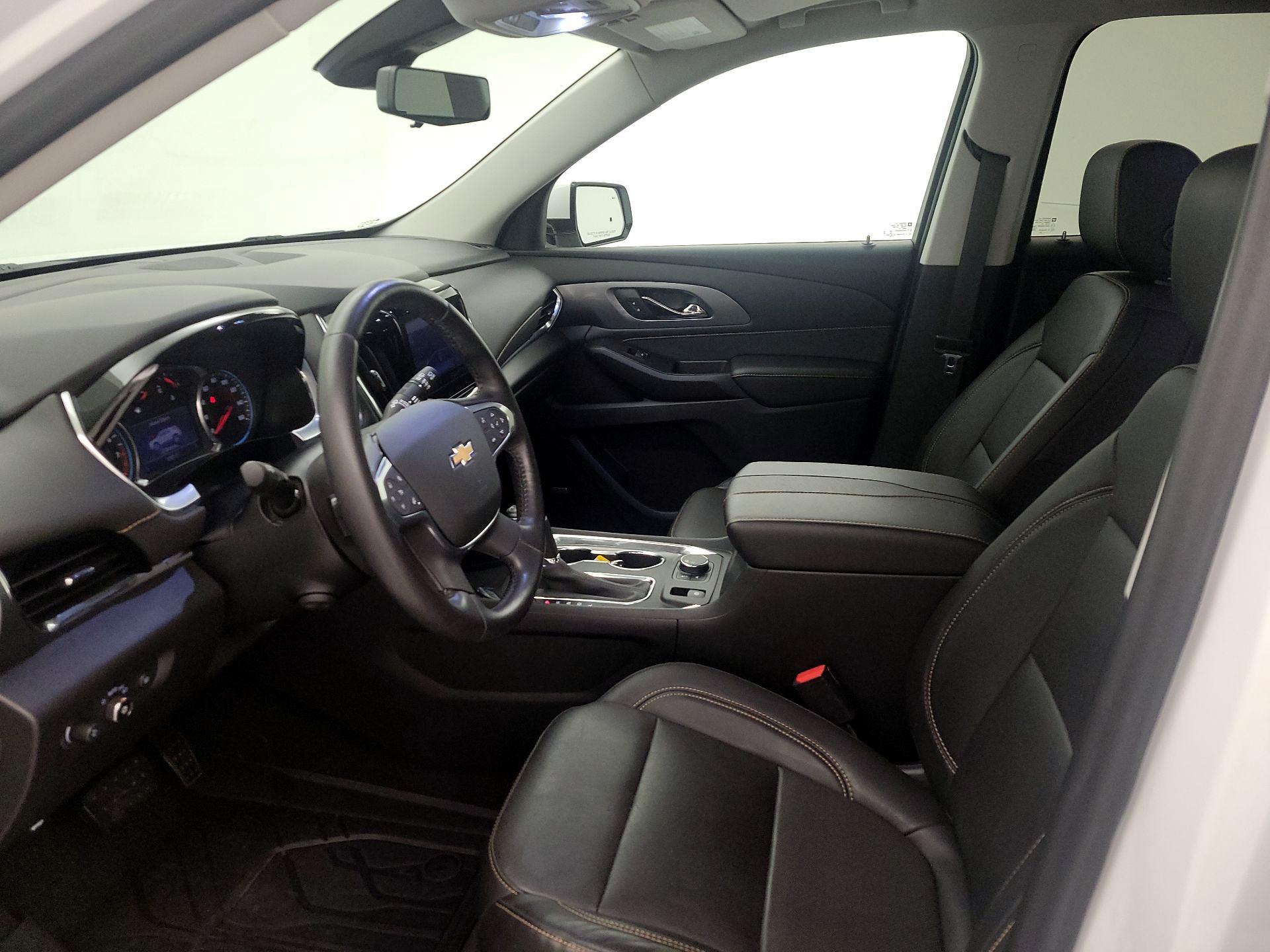 Thumbnail: 2020 Chevrolet Traverse - 11