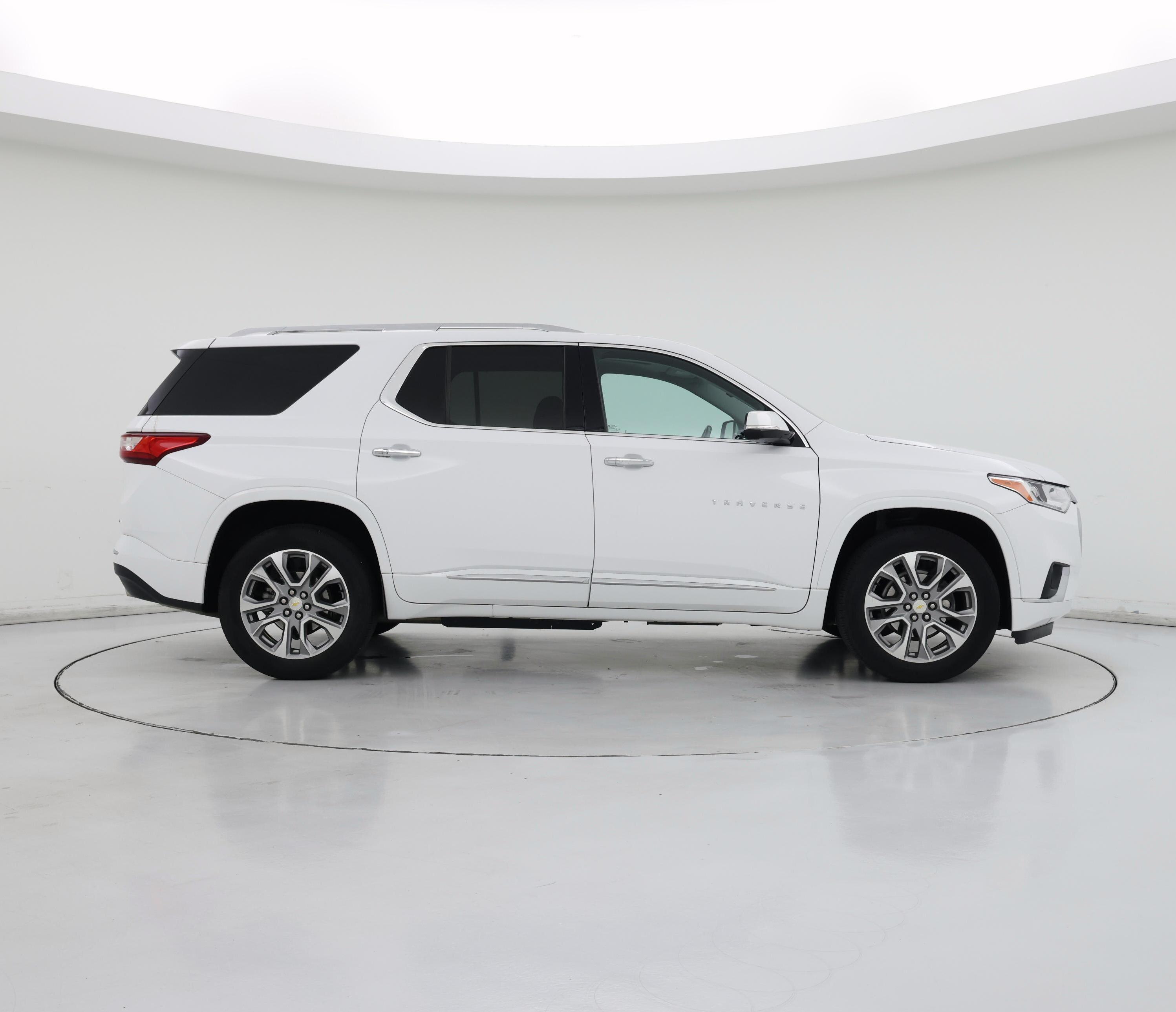 Thumbnail: 2020 Chevrolet Traverse - 7