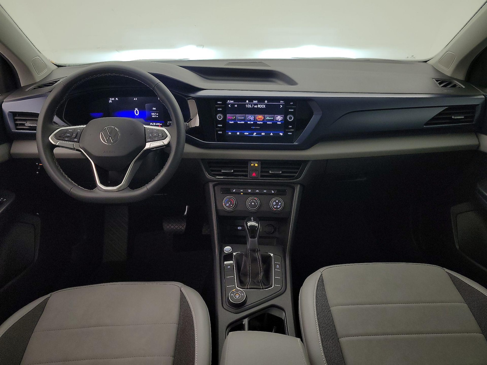 2022 Volkswagen Taos SE - Photo 10