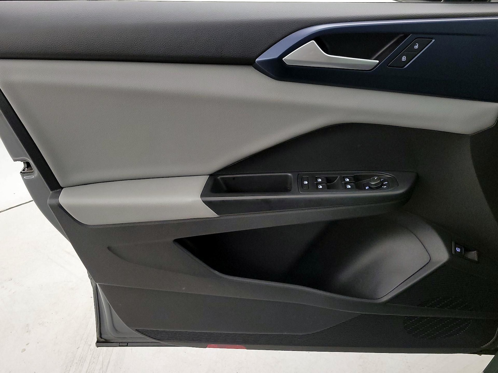 2022 Volkswagen Taos SE - Photo 13