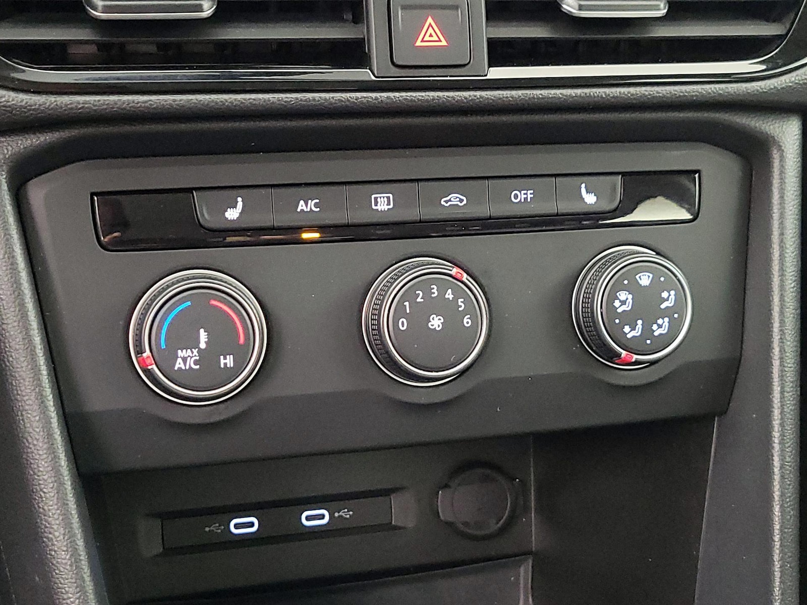 2022 Volkswagen Taos SE - Photo 17