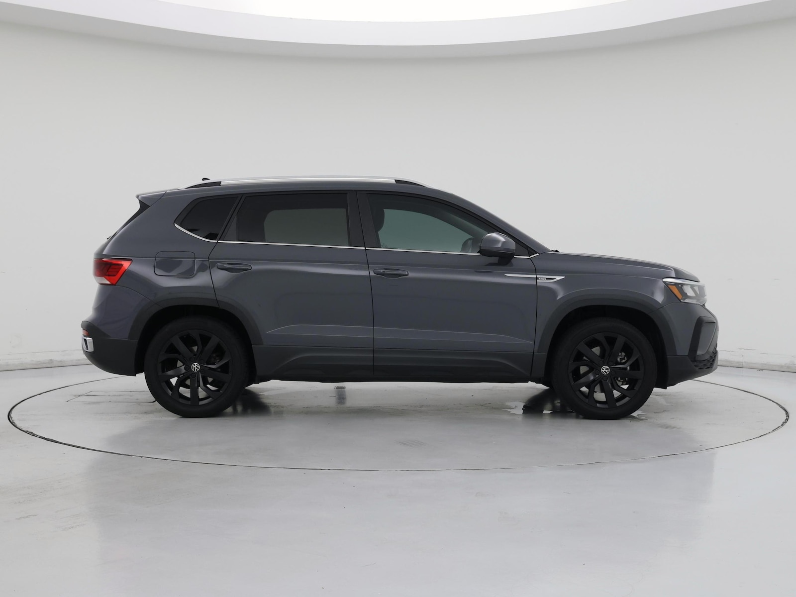 2022 Volkswagen Taos SE - Photo 8