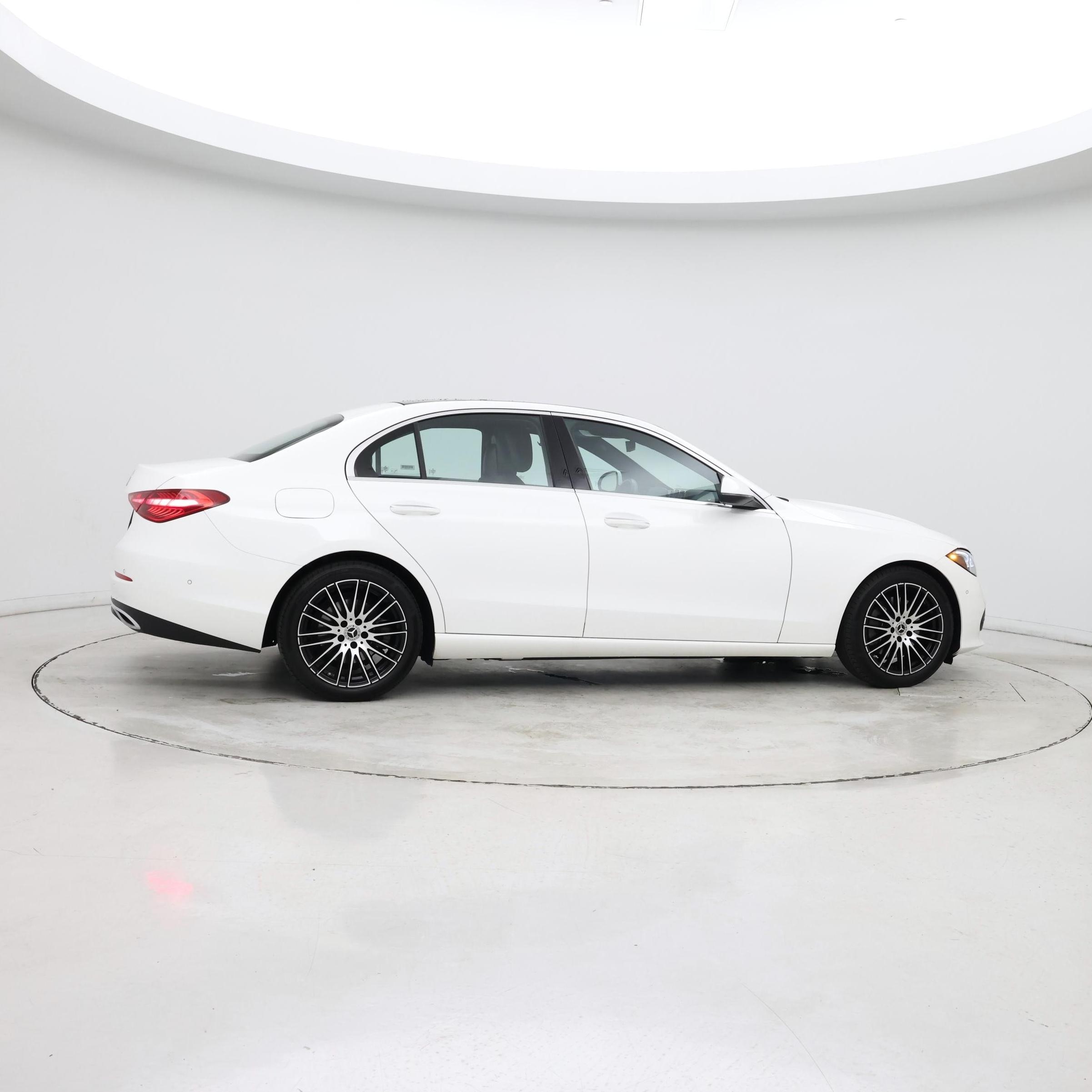 Thumbnail: 2025 Mercedes-Benz C-Class - 8