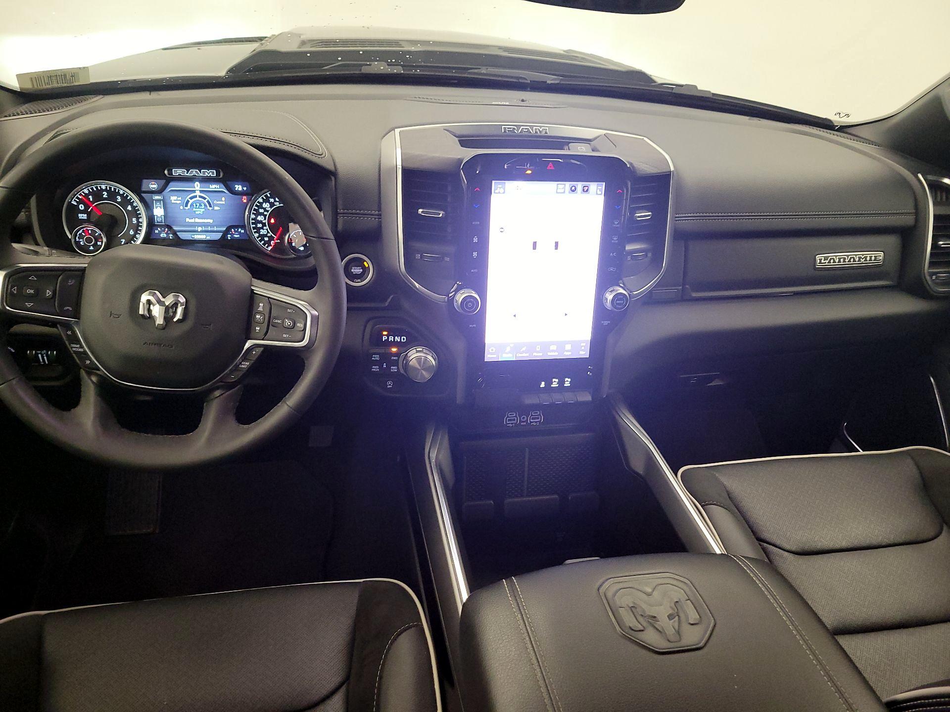 Thumbnail: 2025 RAM 1500 - 9
