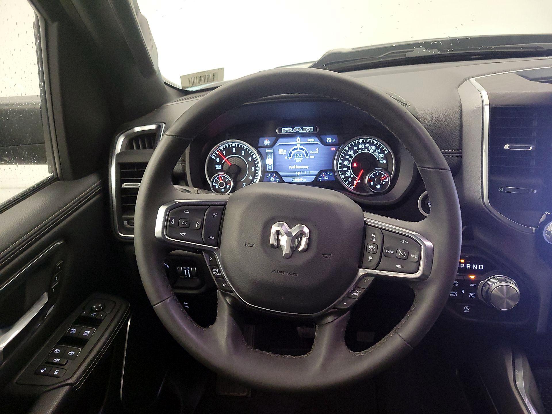 Thumbnail: 2025 RAM 1500 - 10