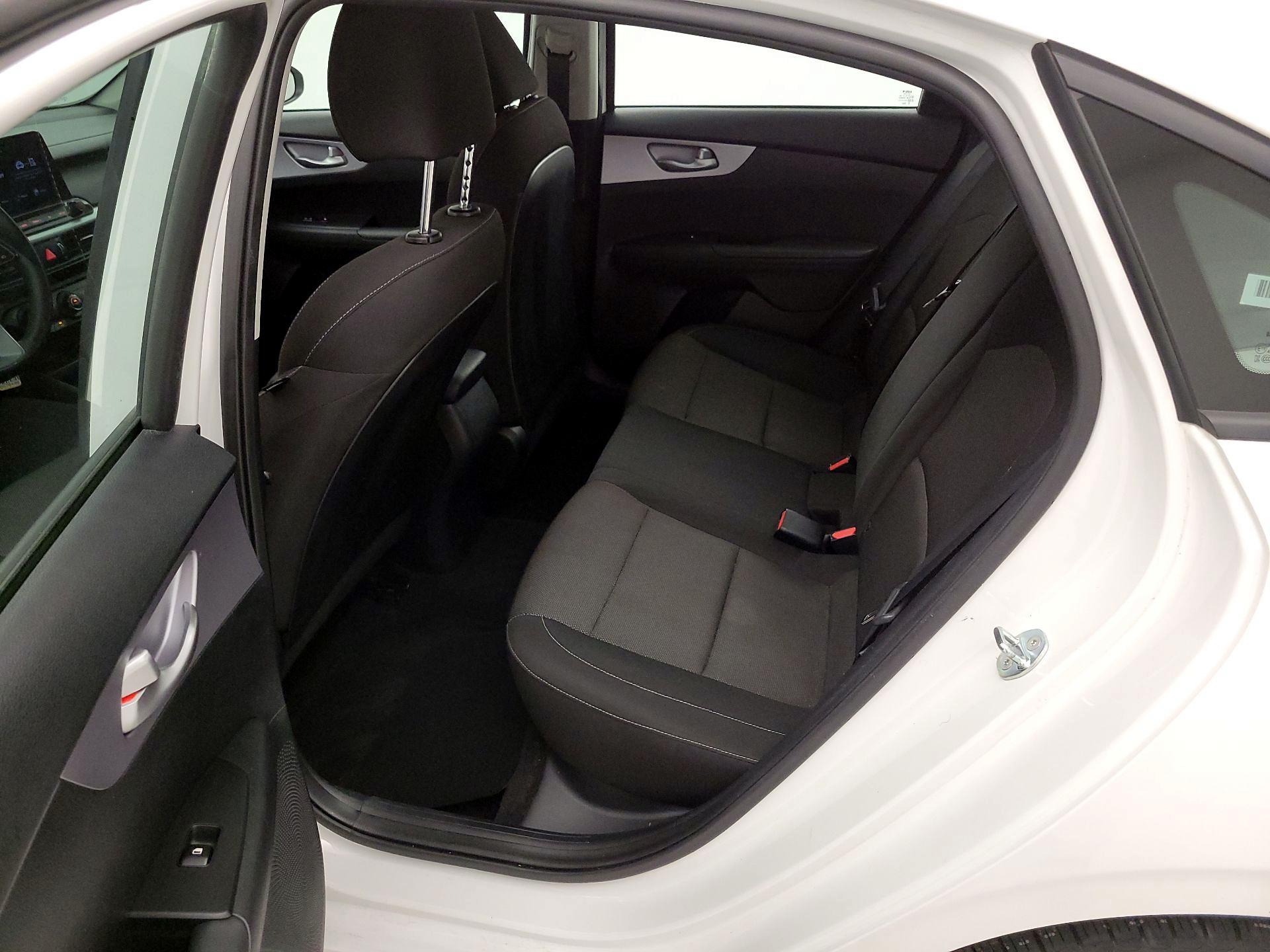 Thumbnail: 2024 Kia Forte - 19