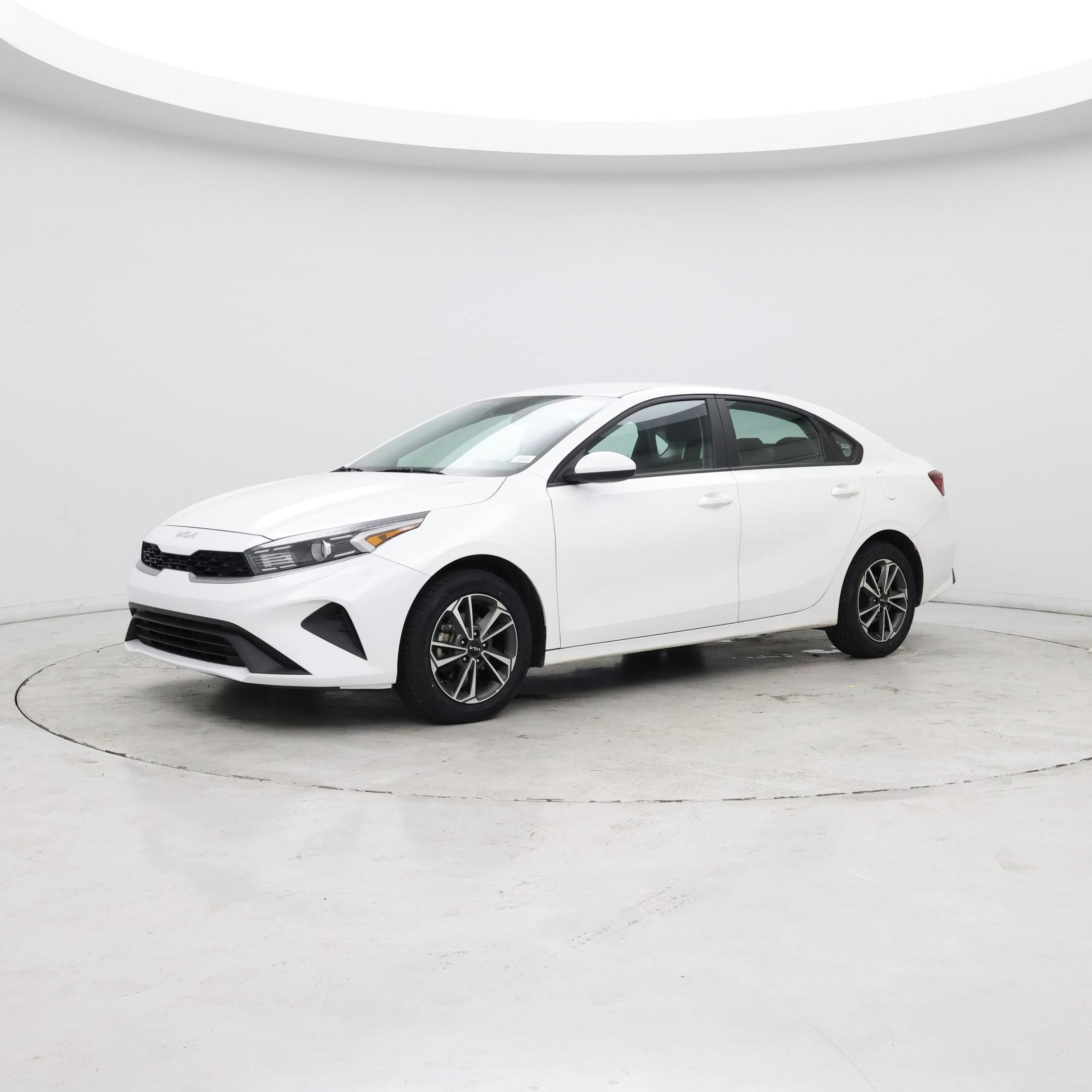 Thumbnail: 2024 Kia Forte - 5
