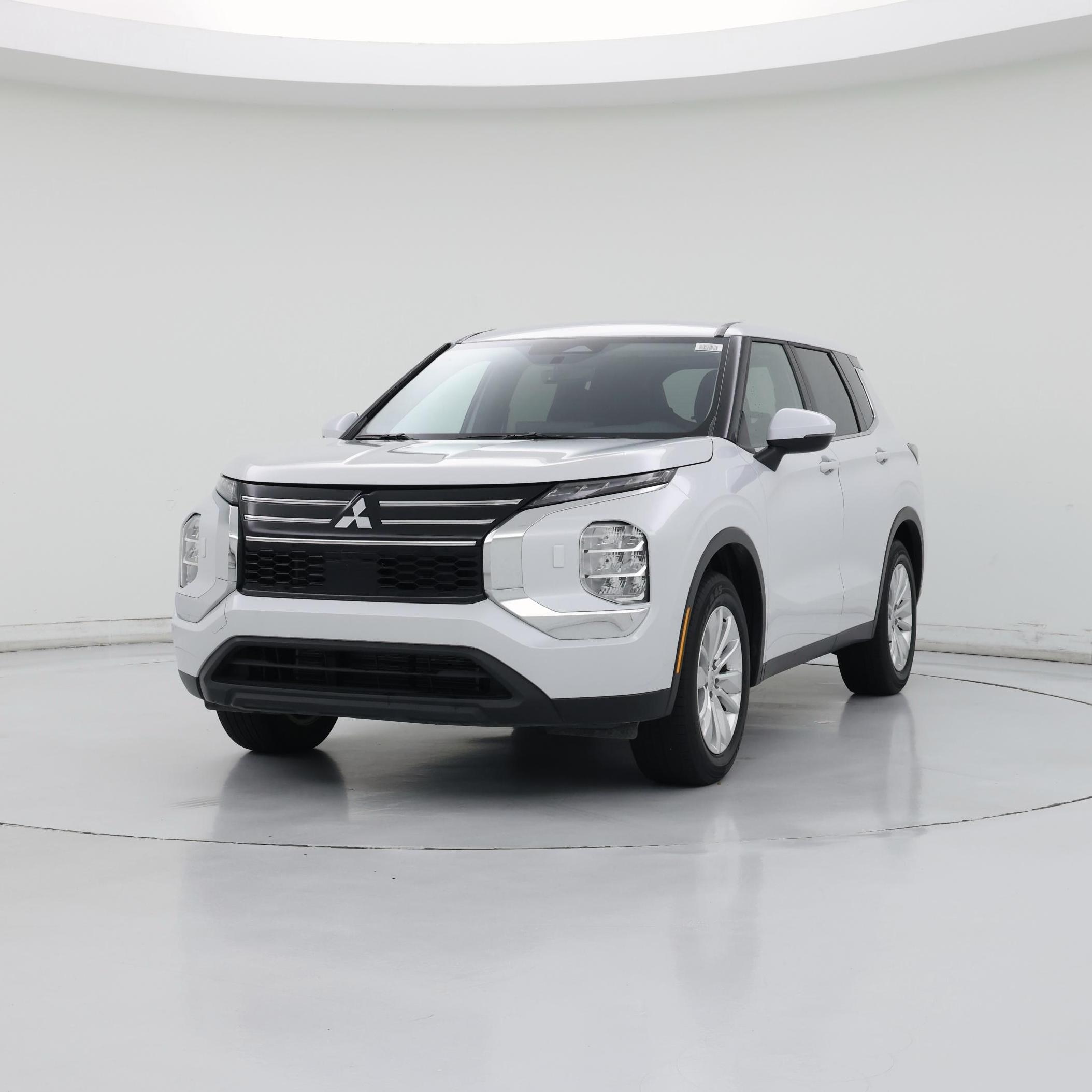 Thumbnail: 2025 Mitsubishi Outlander - 4