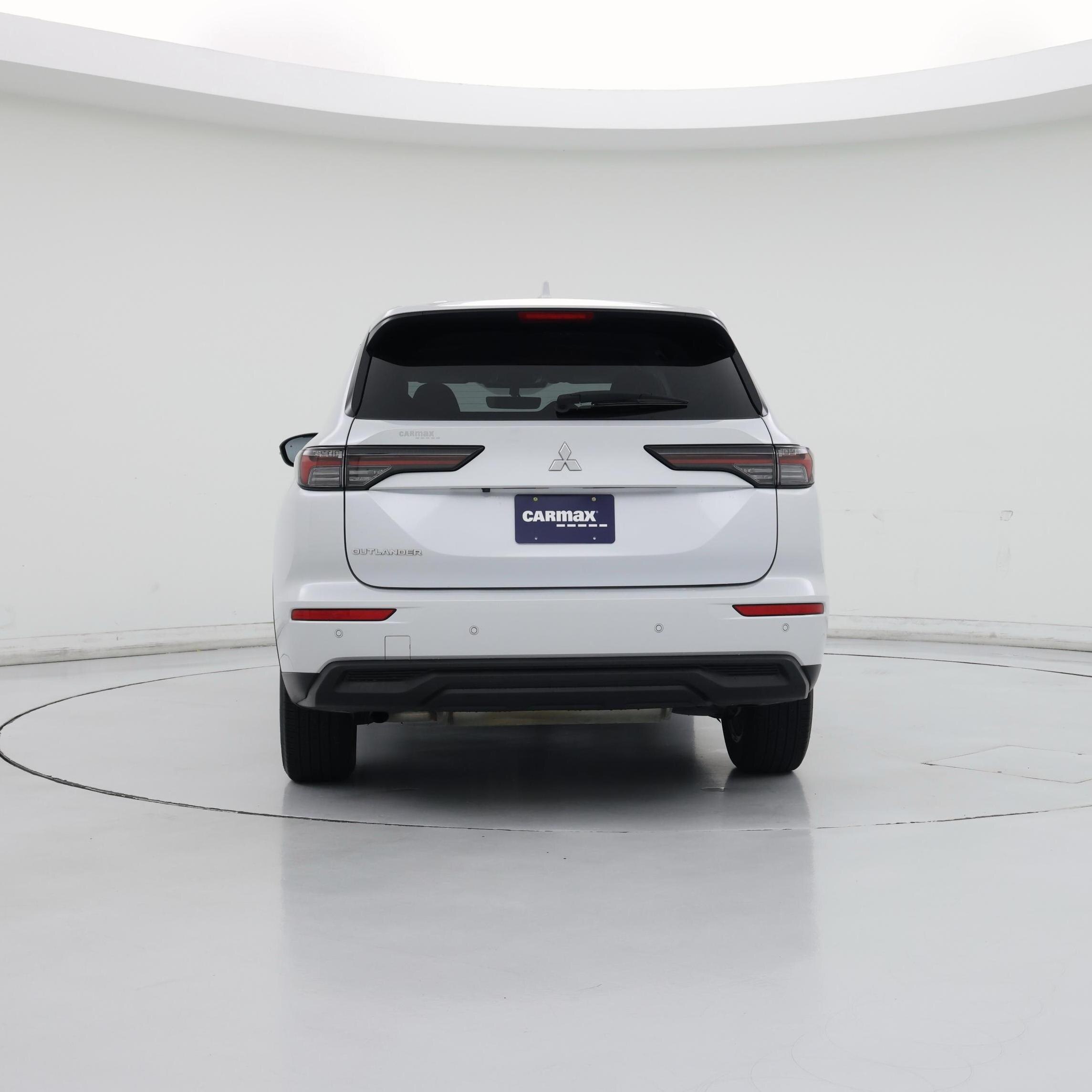 Thumbnail: 2025 Mitsubishi Outlander - 6
