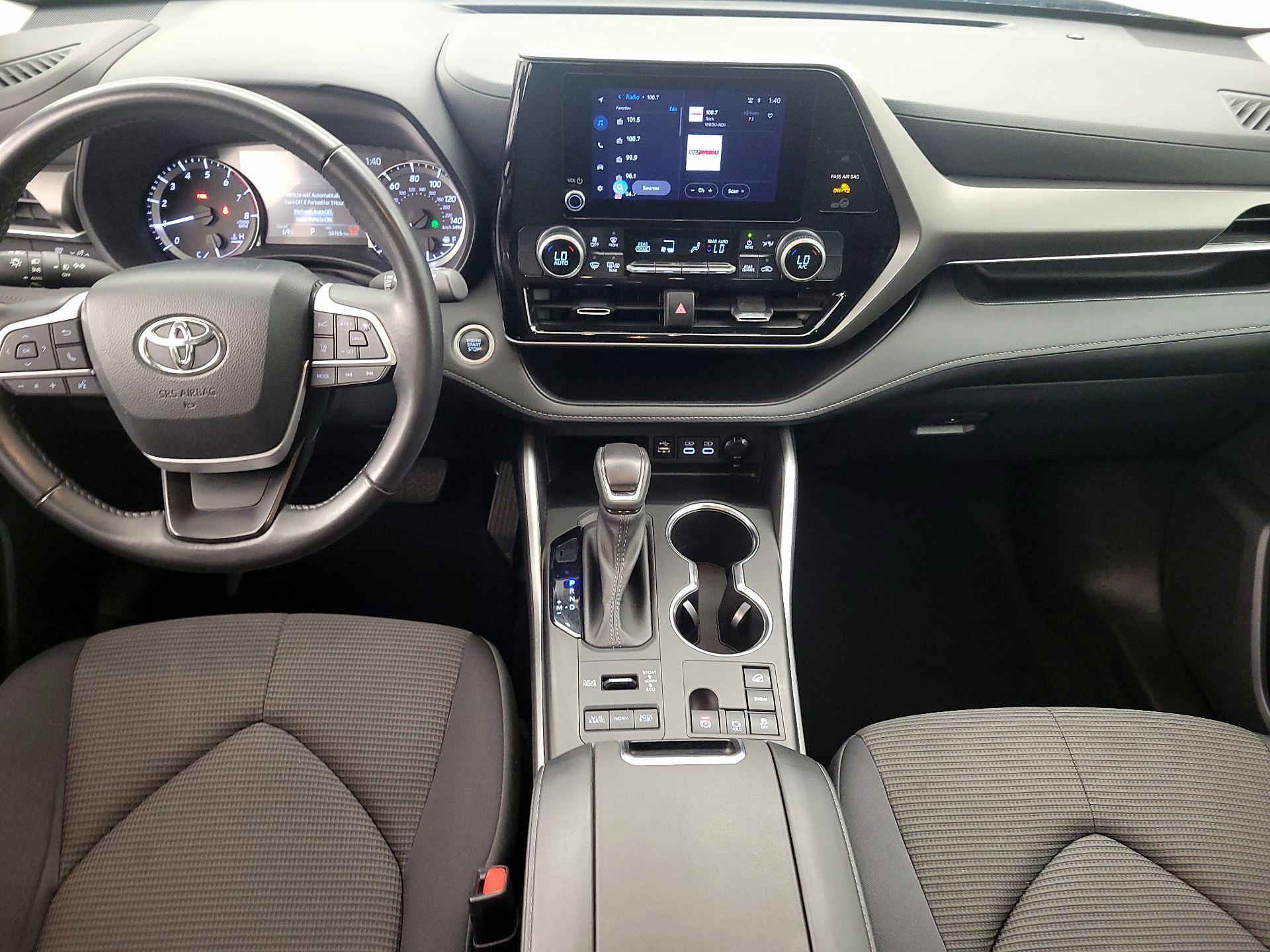 Thumbnail: 2024 Toyota Highlander - 9