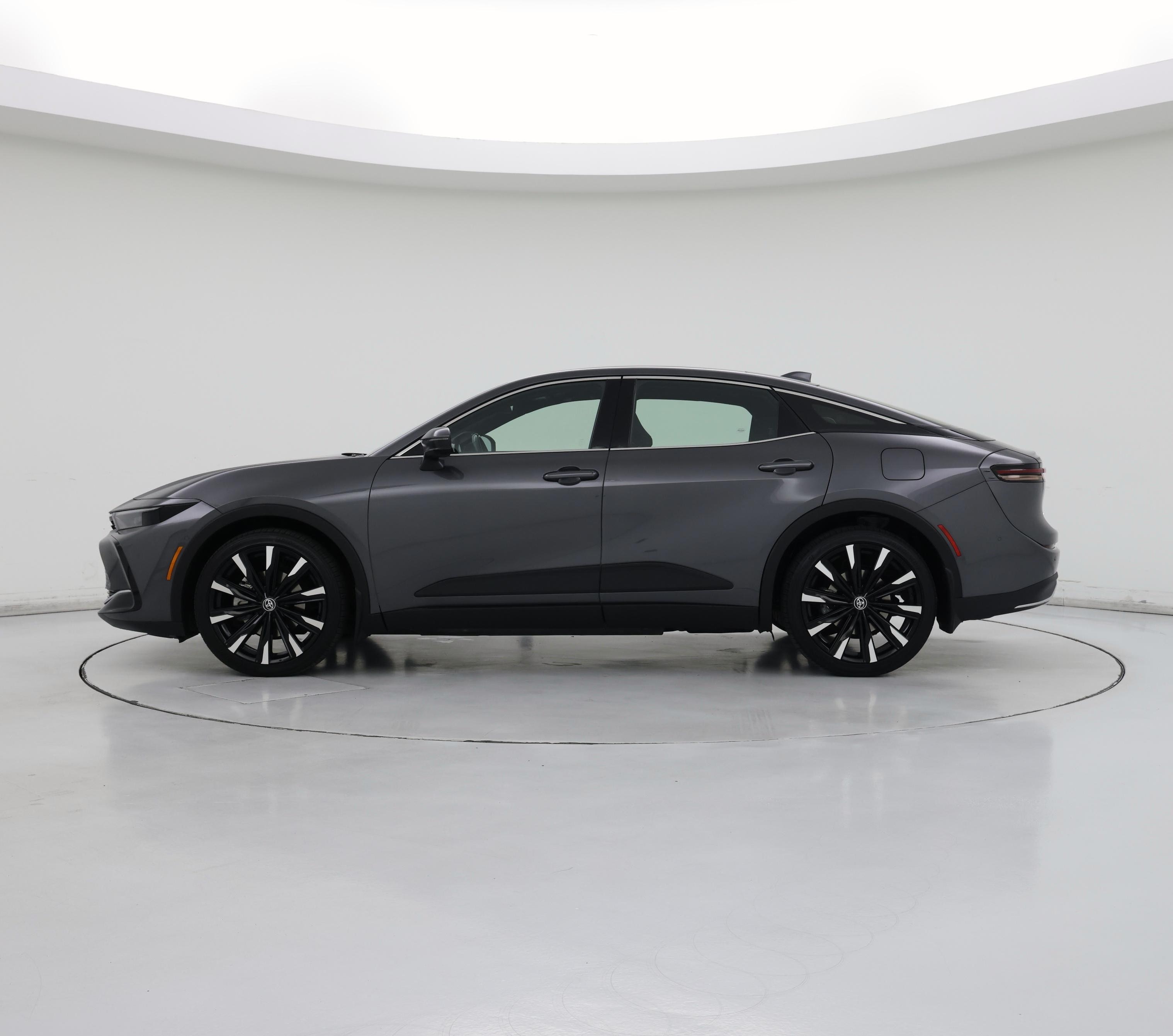 Thumbnail: 2023 Toyota Crown - 3
