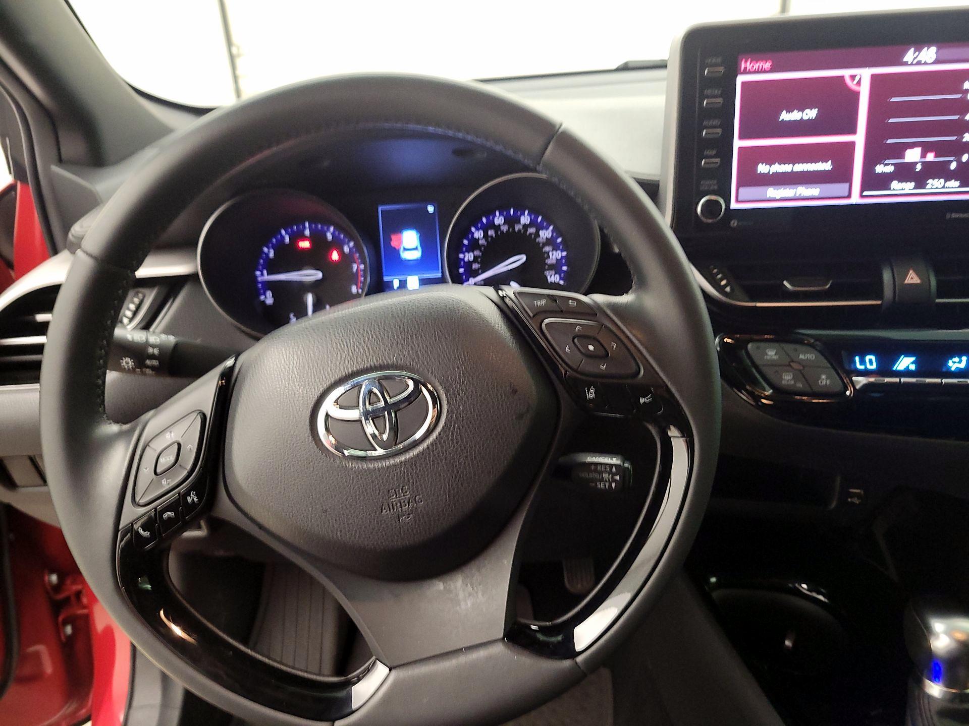 Thumbnail: 2021 Toyota C-HR - 10