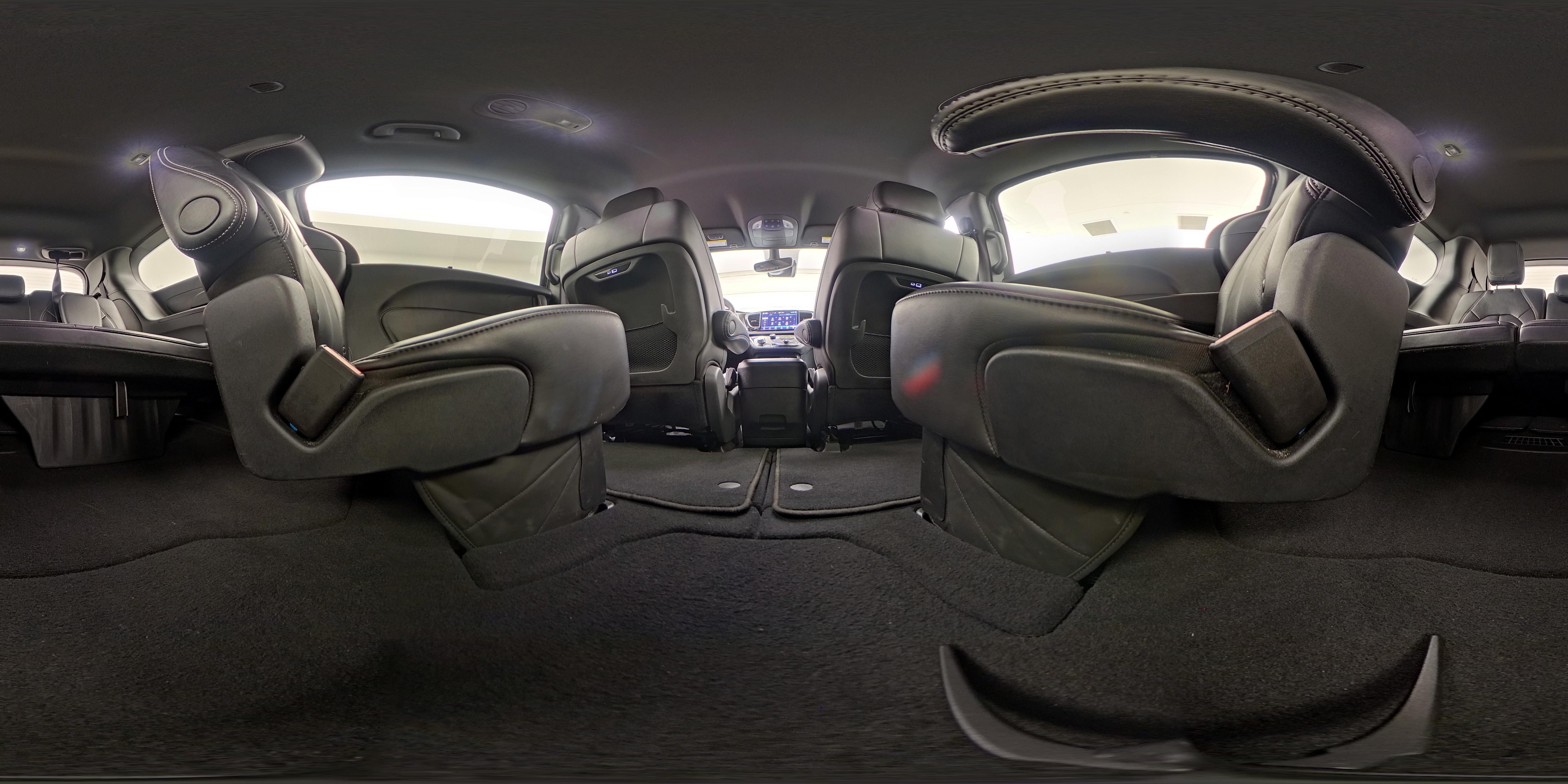 2025 Chrysler Pacifica Select - Photo 27