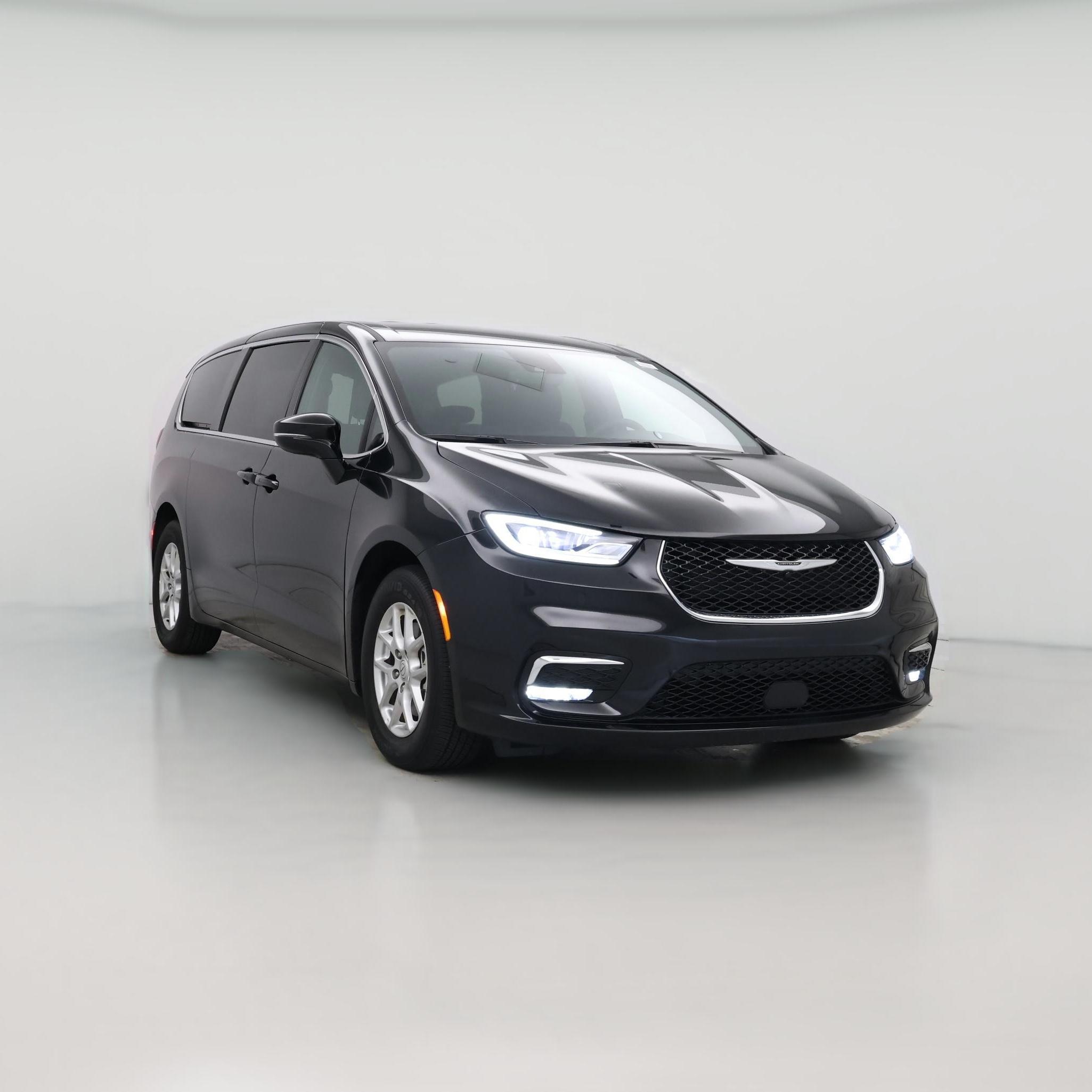 Thumbnail: 2025 Chrysler Pacifica - 1