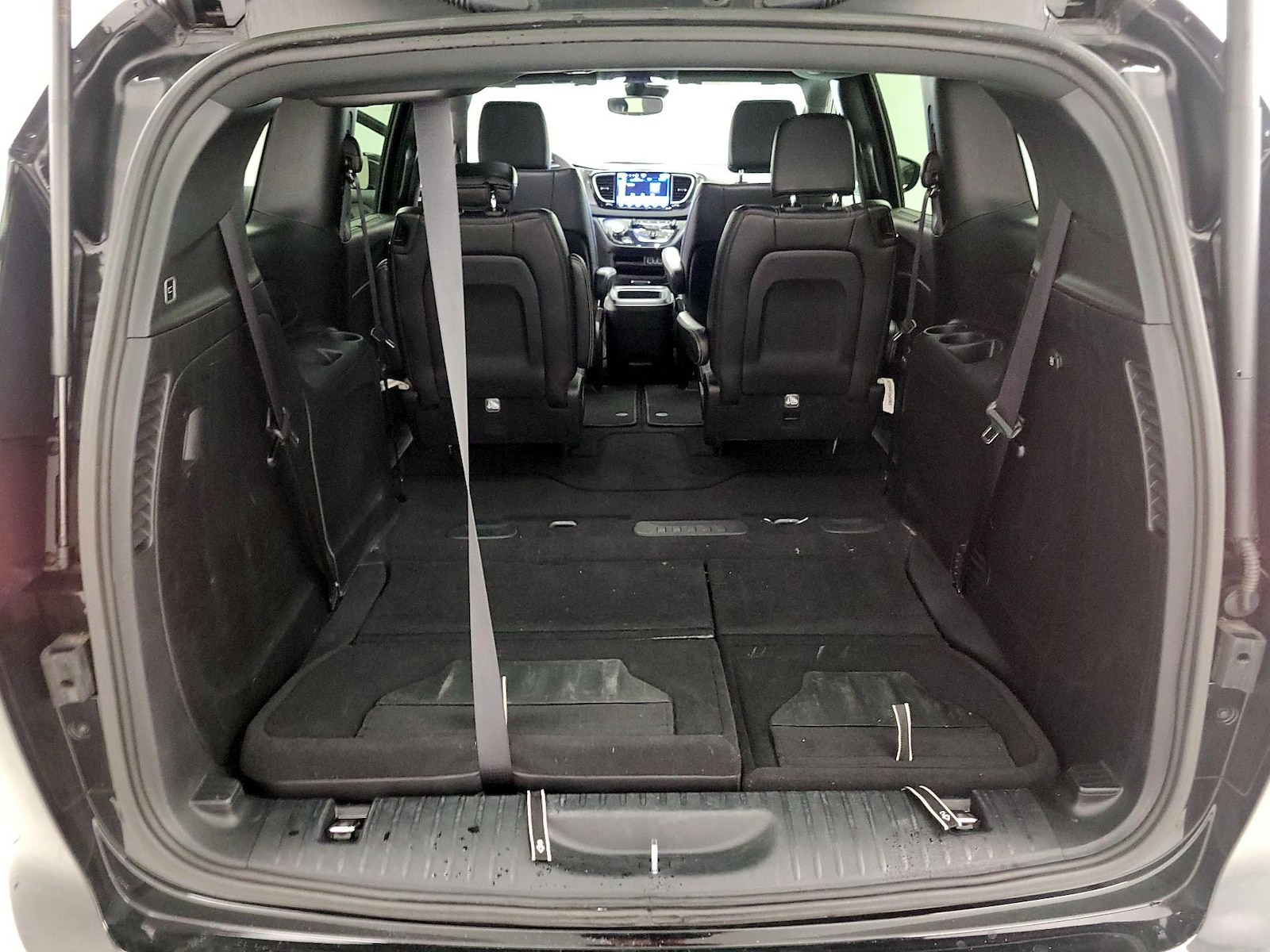 2025 Chrysler Pacifica Select - Photo 23