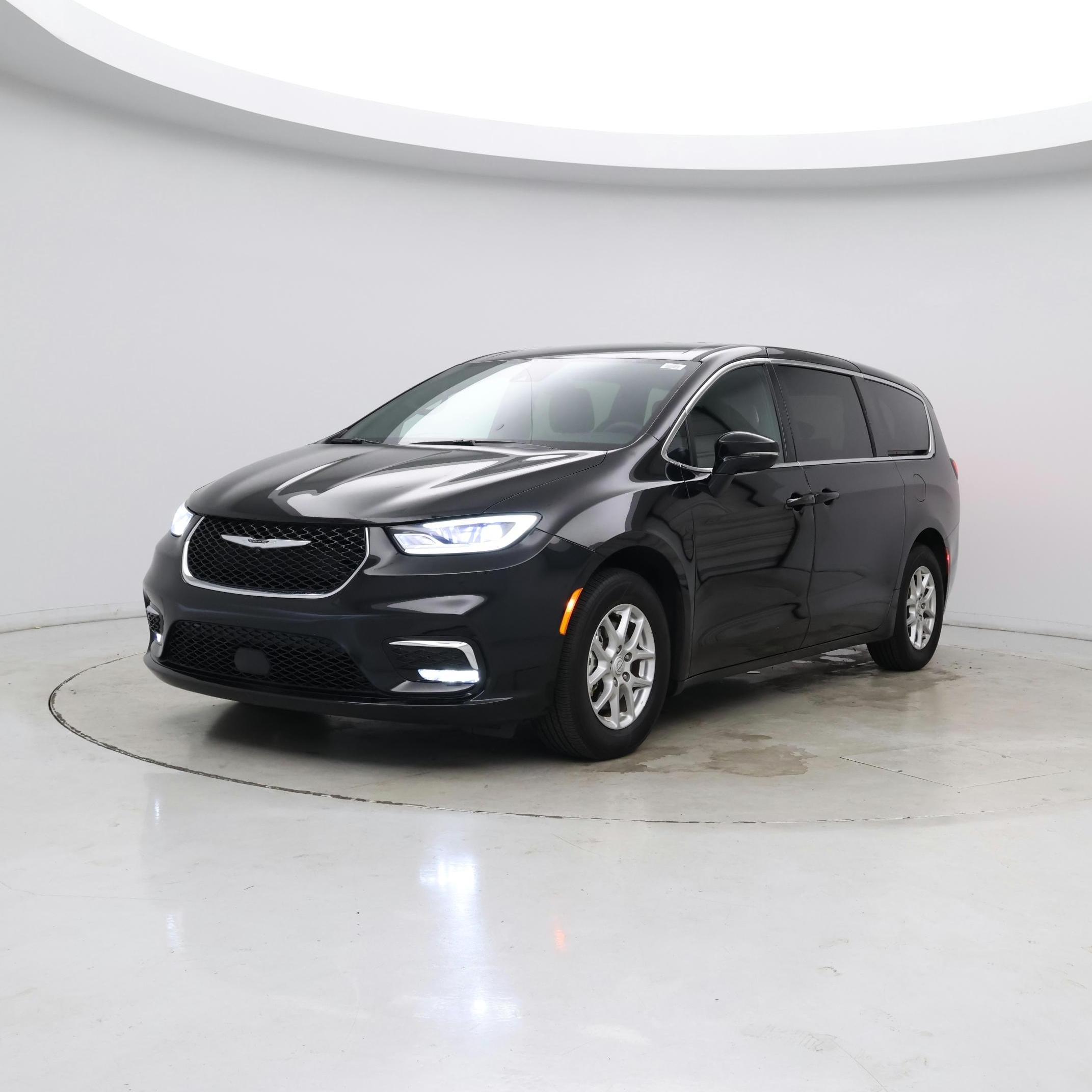 Thumbnail: 2025 Chrysler Pacifica - 4