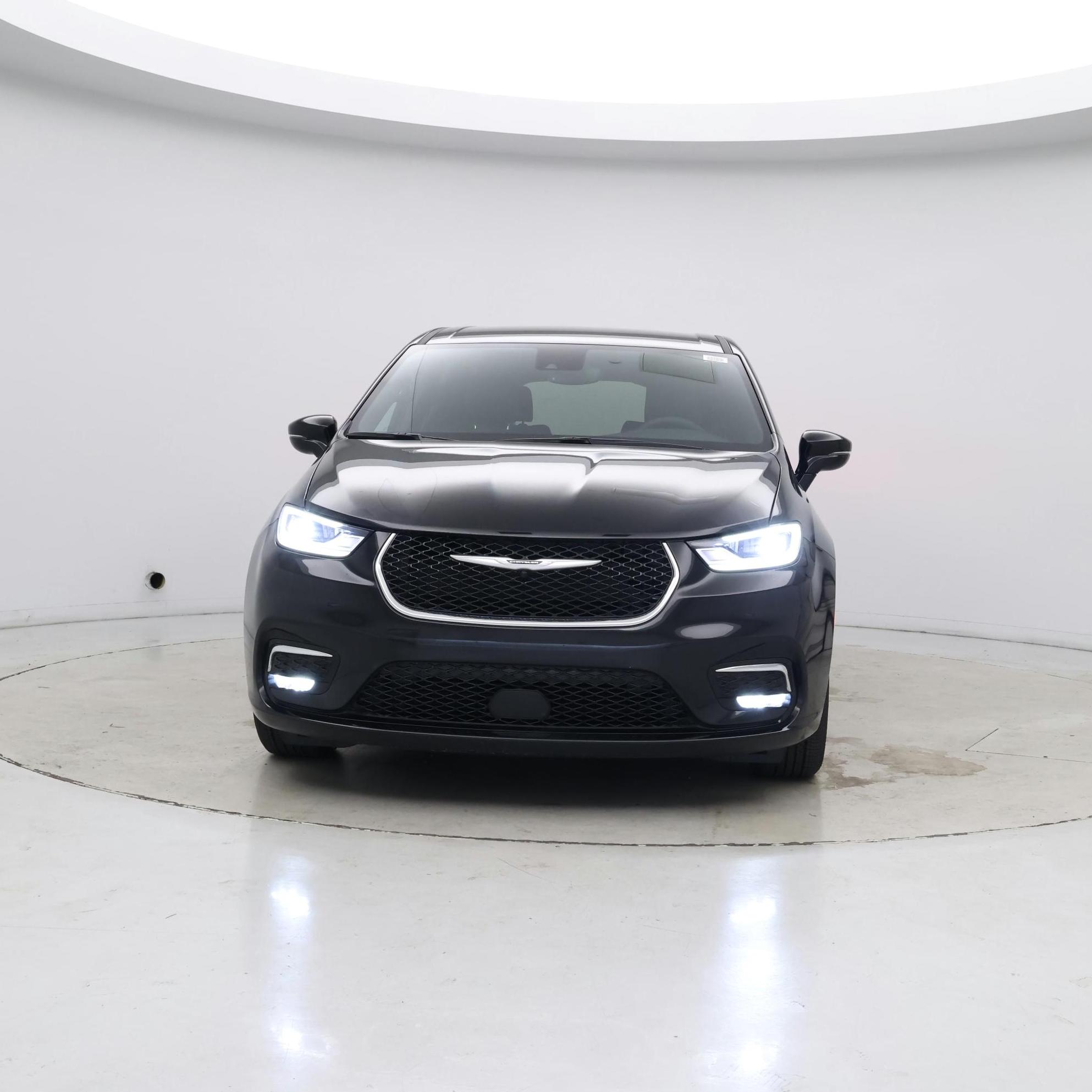Thumbnail: 2025 Chrysler Pacifica - 5