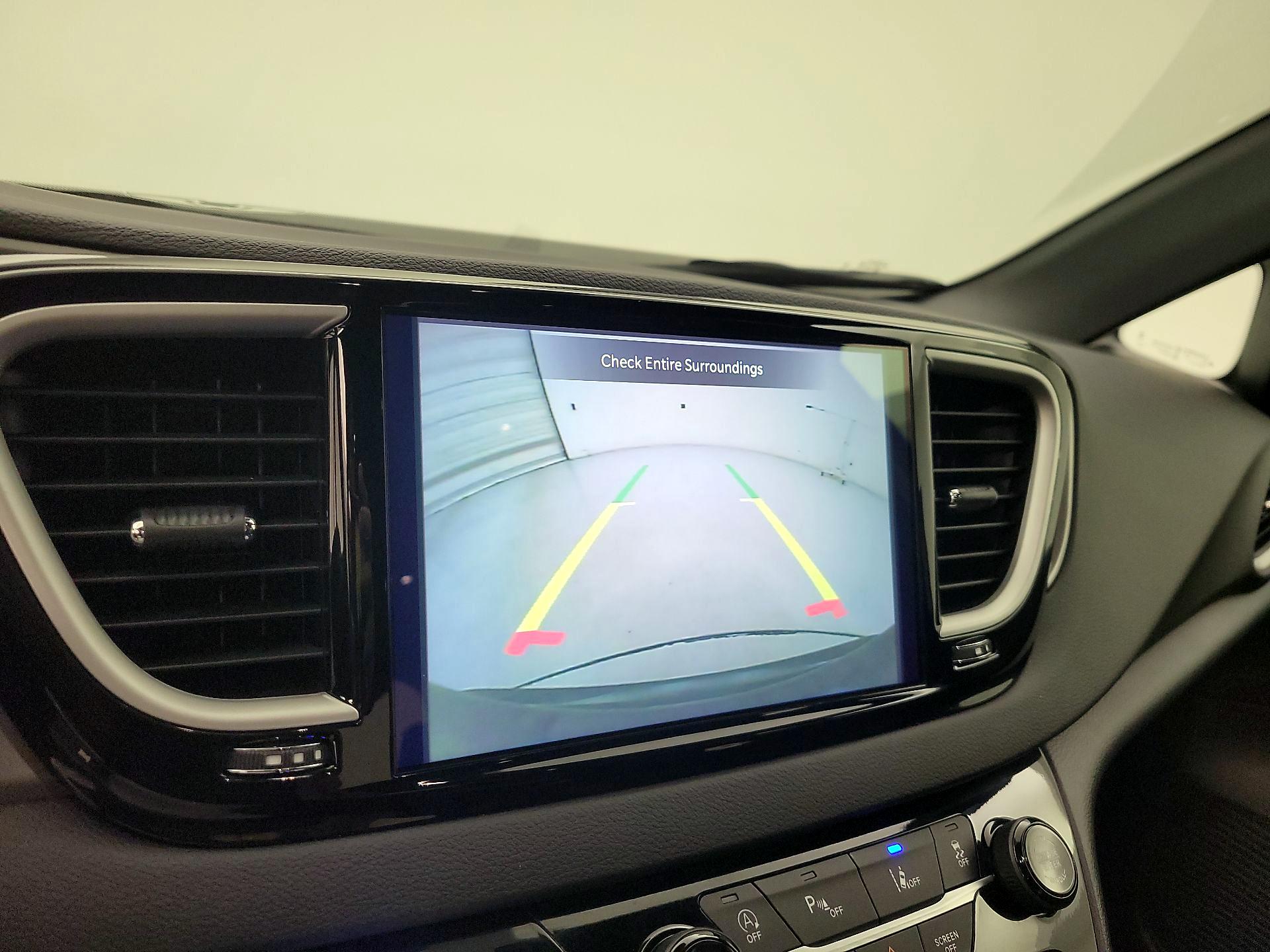 Thumbnail: 2025 Chrysler Pacifica - 14