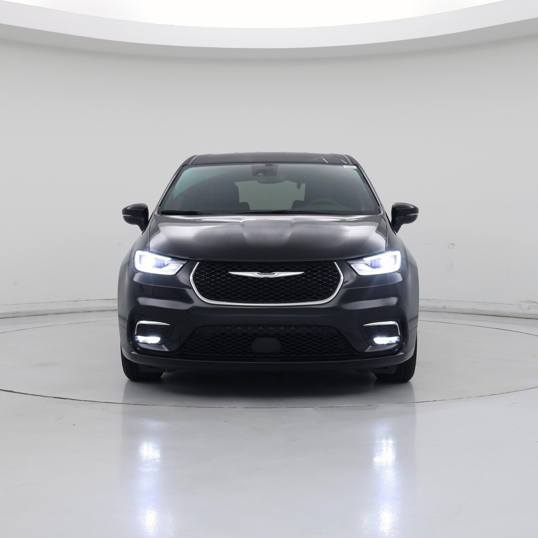 Thumbnail: 2025 Chrysler Pacifica - 5