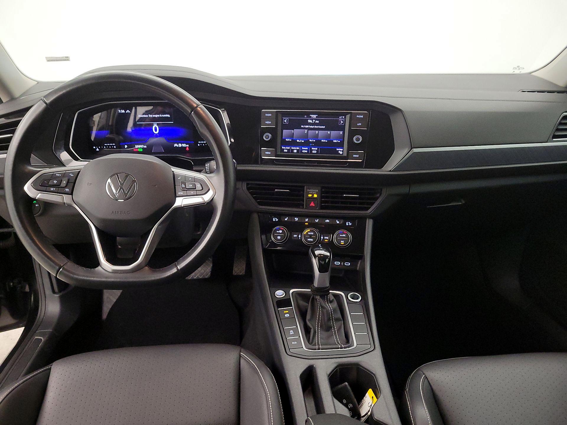 Thumbnail: 2024 Volkswagen Jetta - 9
