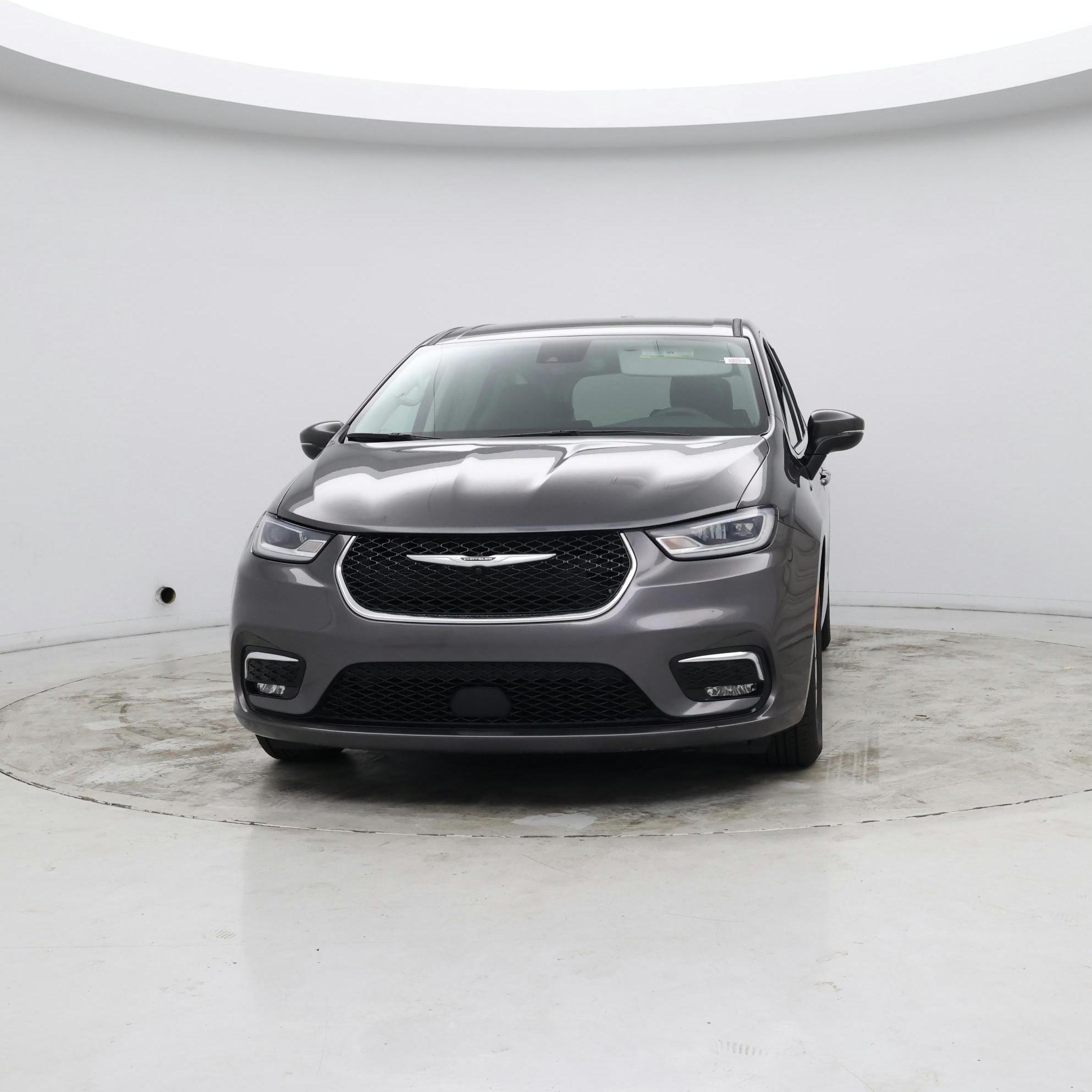 Thumbnail: 2023 Chrysler Pacifica - 4