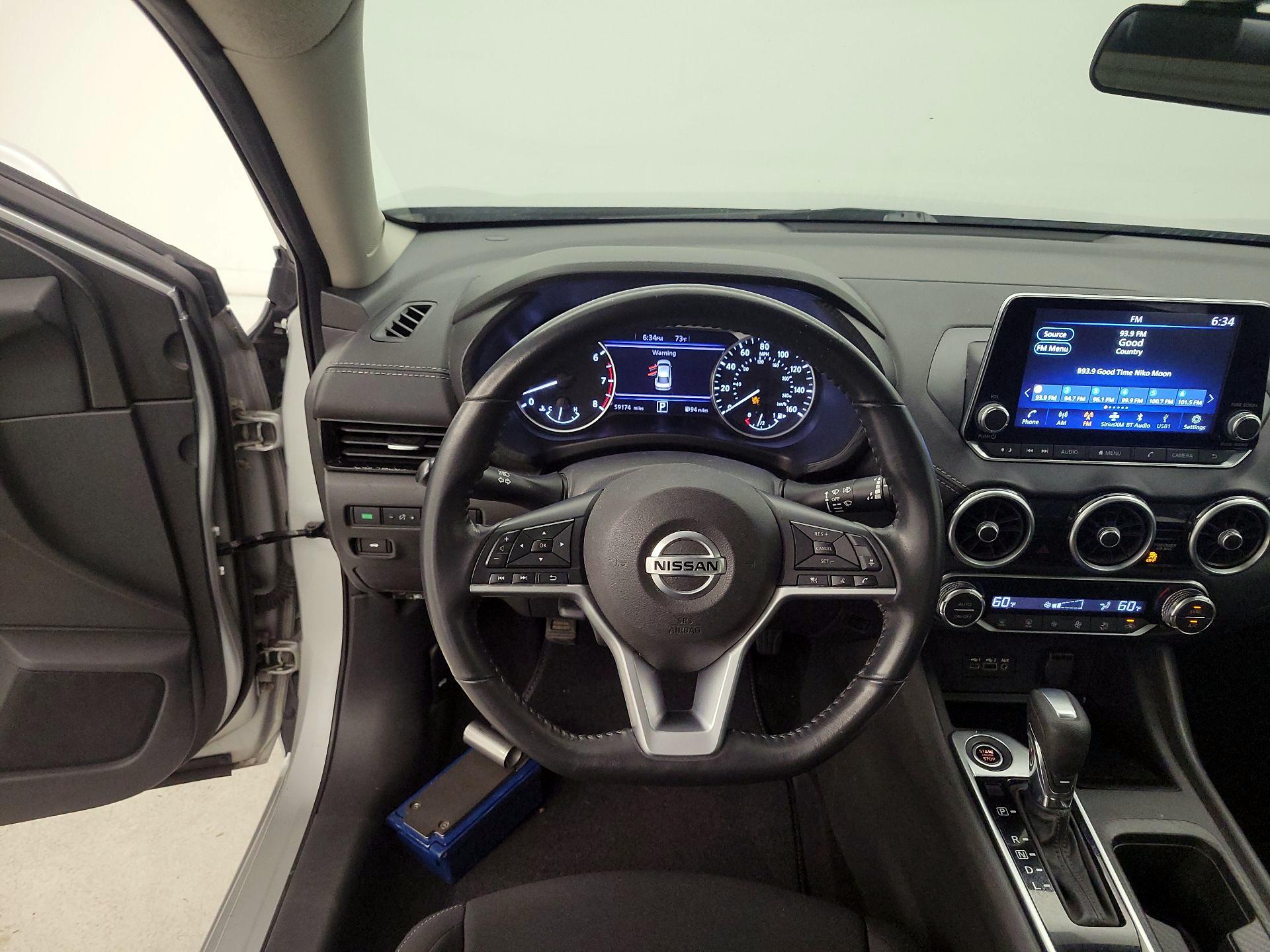 Thumbnail: 2021 Nissan Sentra - 10