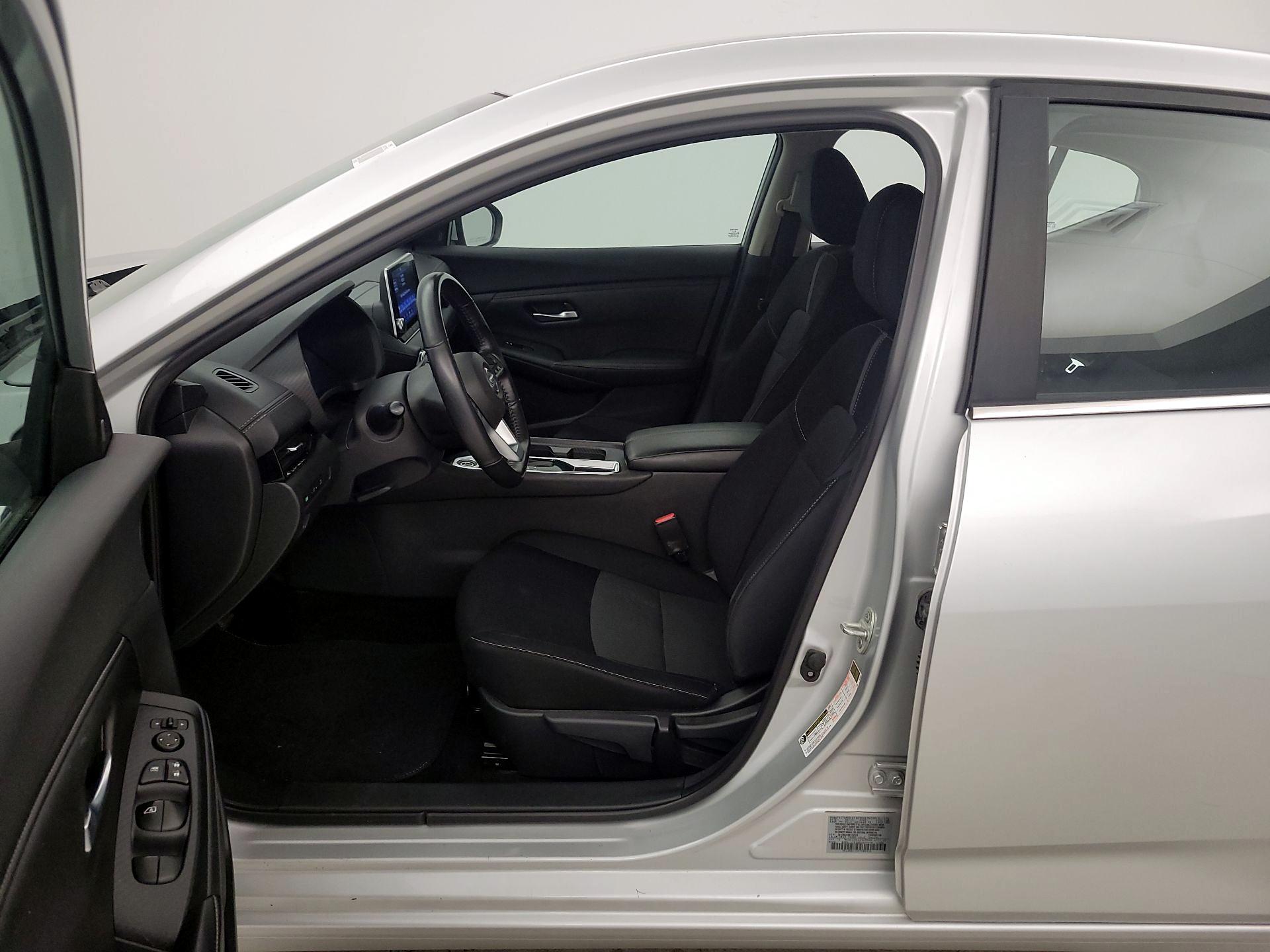 Thumbnail: 2021 Nissan Sentra - 11