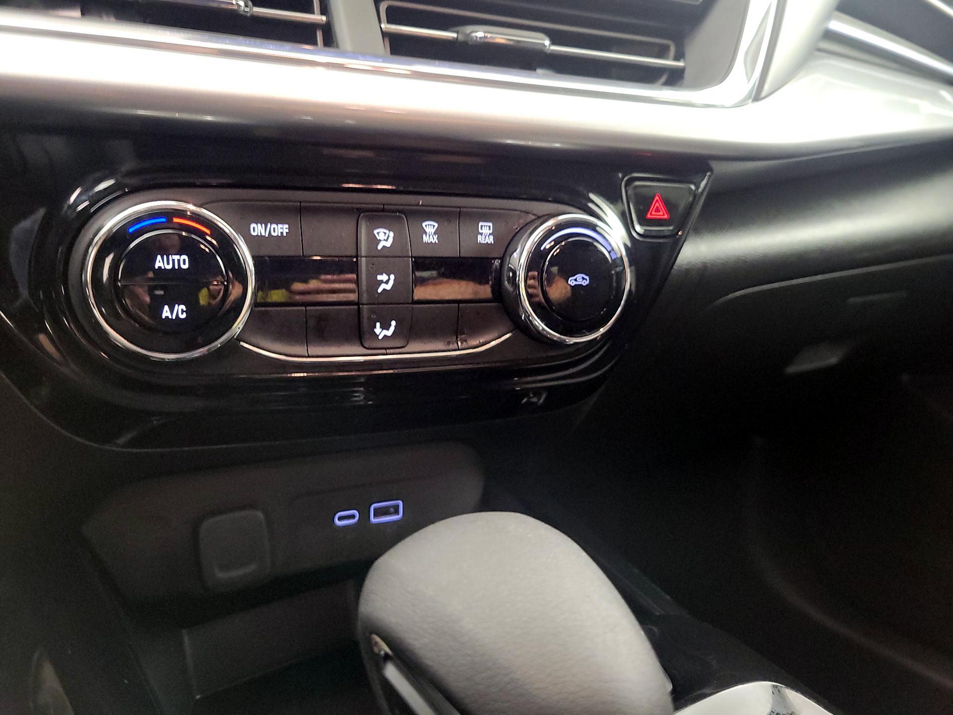 Thumbnail: 2025 Chevrolet Trax - 16