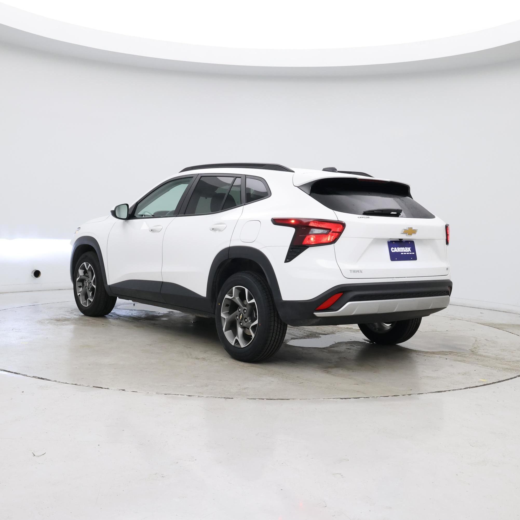 Thumbnail: 2025 Chevrolet Trax - 2