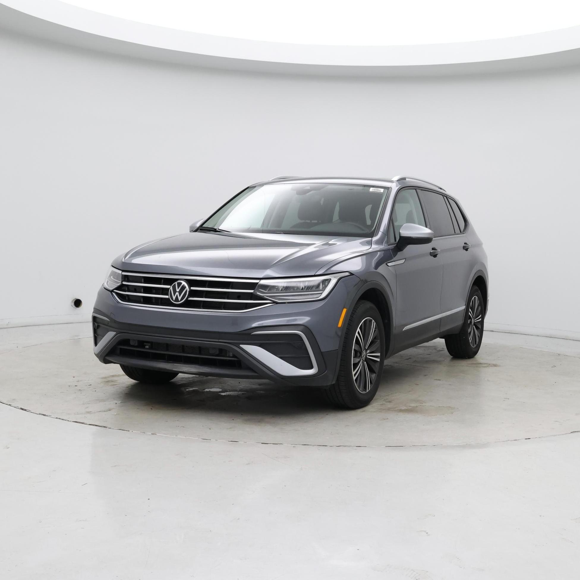 Thumbnail: 2024 Volkswagen Tiguan - 4