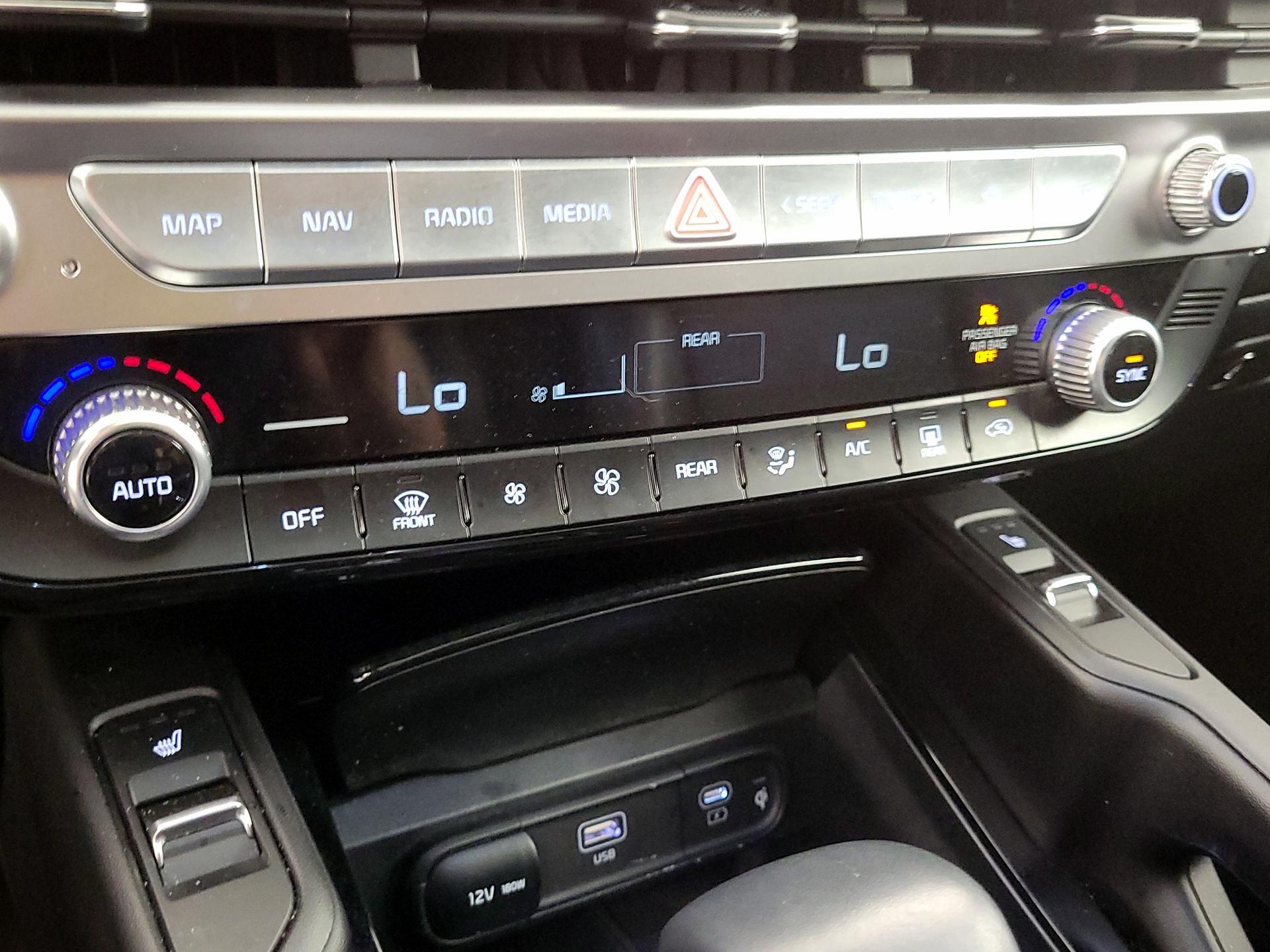 Thumbnail: 2025 Kia Telluride - 16
