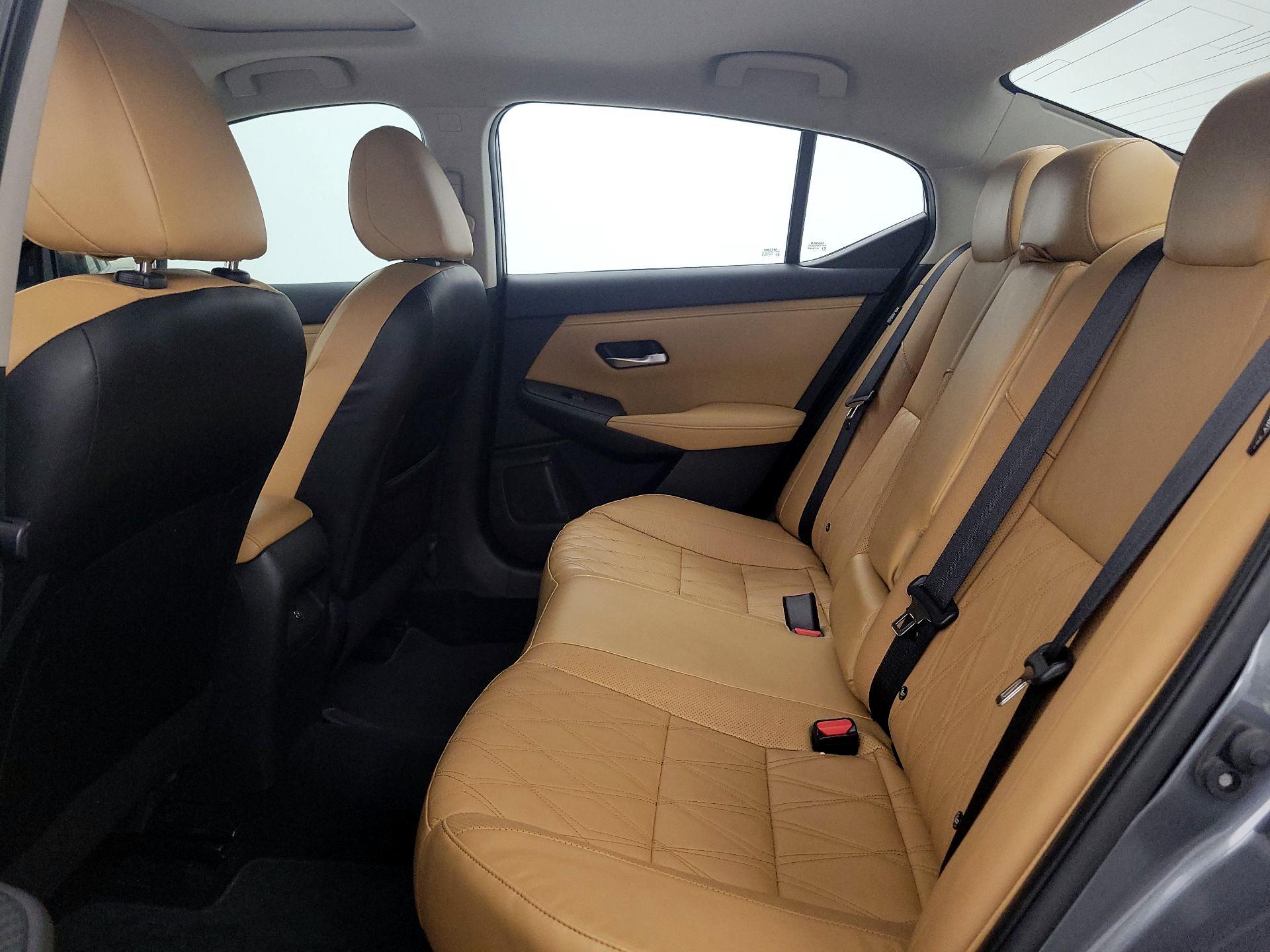 Thumbnail: 2020 Nissan Sentra - 20