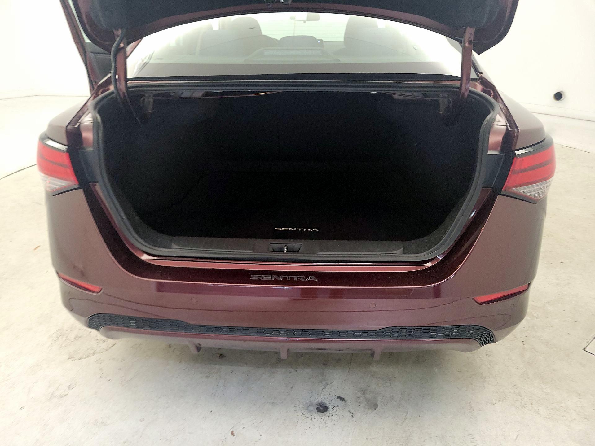 Thumbnail: 2021 Nissan Sentra - 19