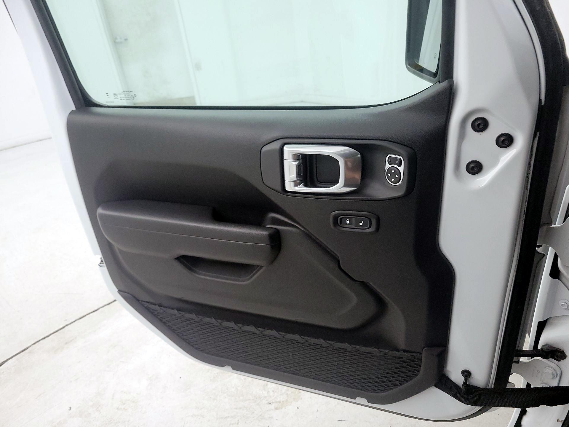 Thumbnail: 2024 Jeep Wrangler - 12